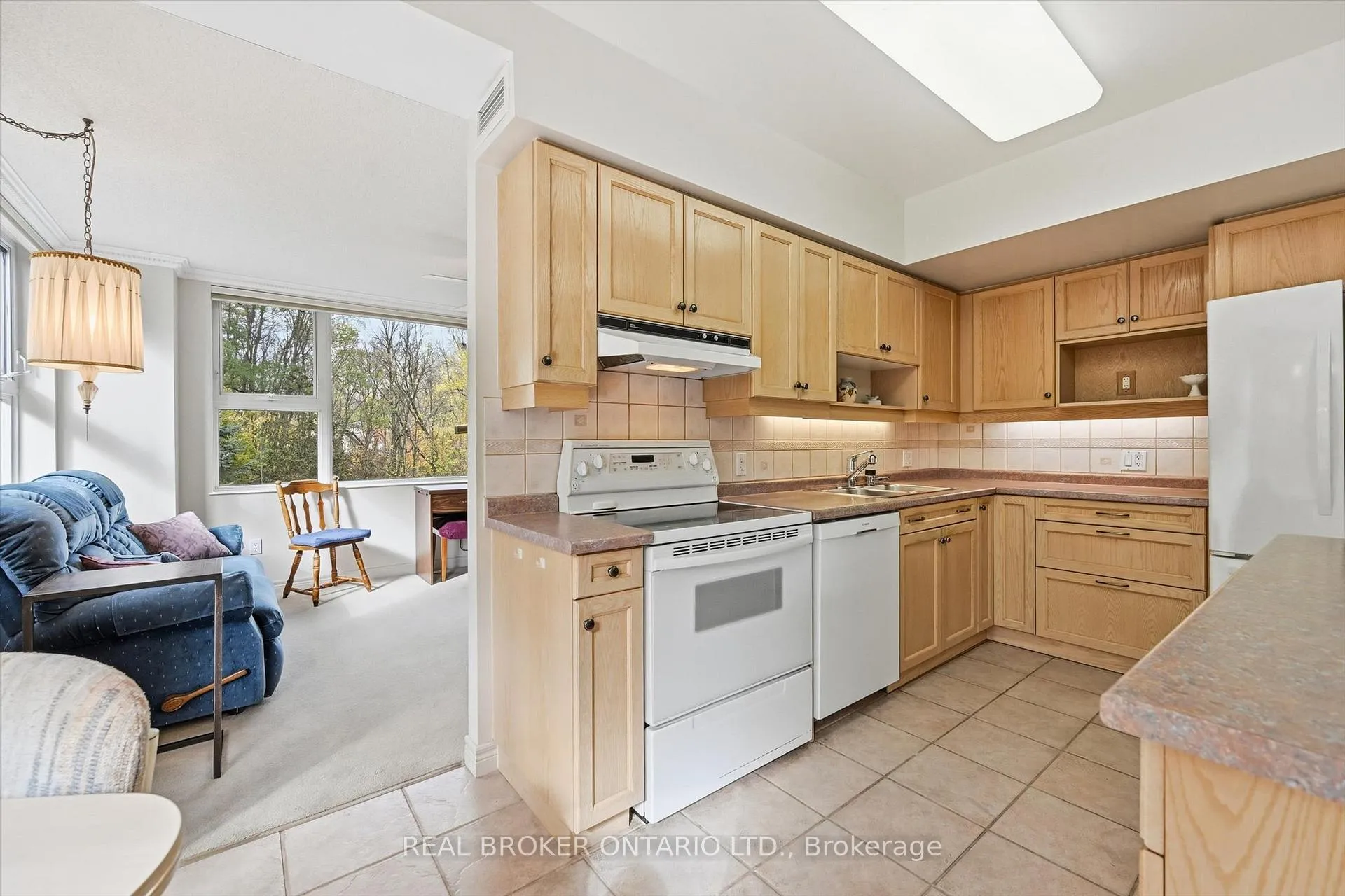 Photo 16 of Unit 207, 77 Governors Road, Hamilton, Dundas — HOMEH