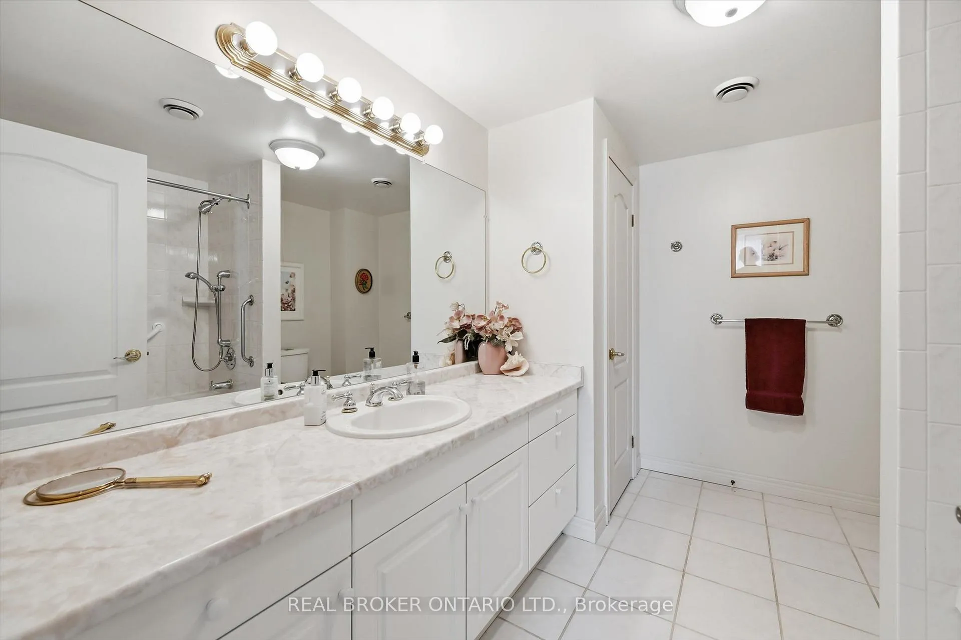 Photo 28 of Unit 207, 77 Governors Road, Hamilton, Dundas — HOMEH