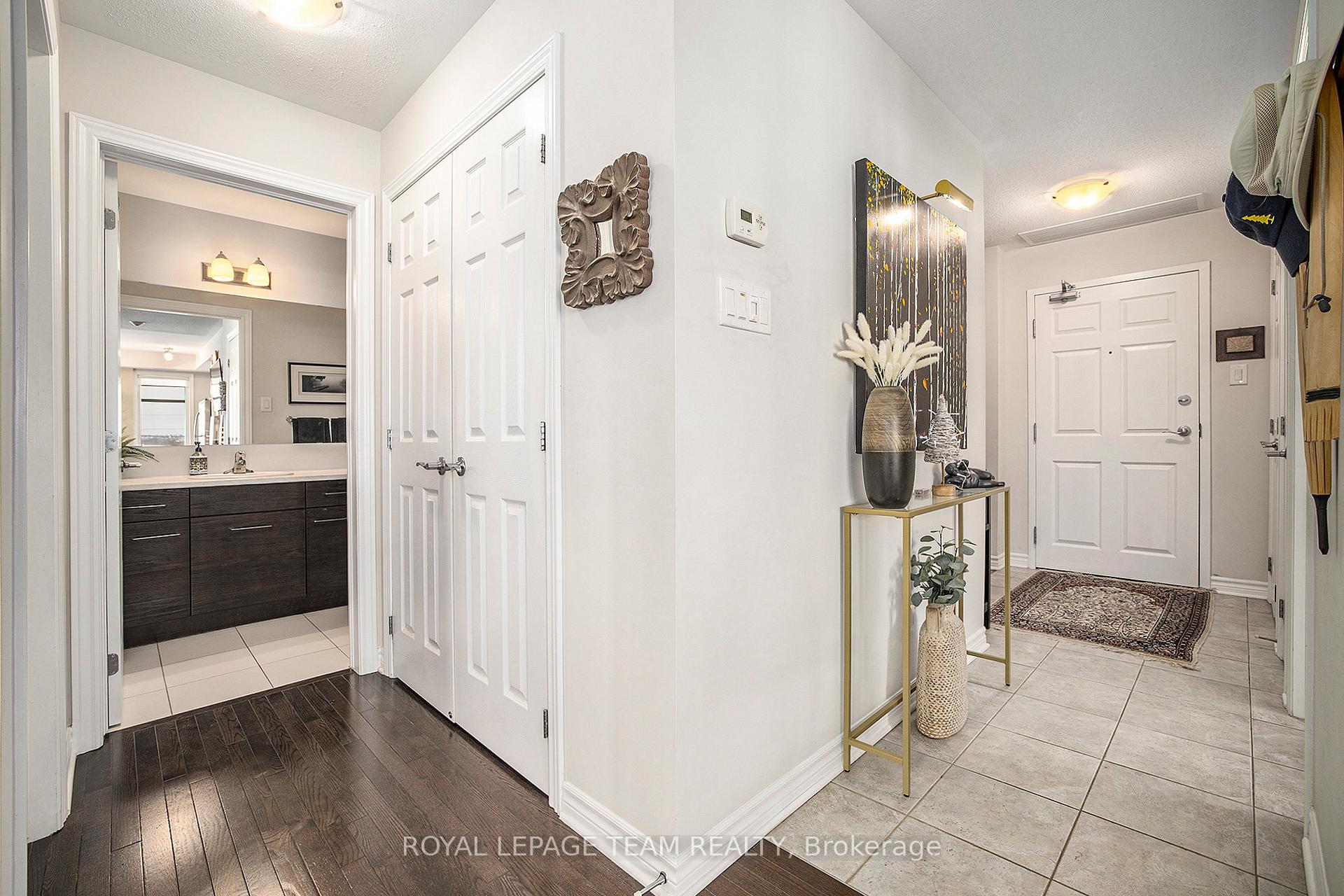 Photo 3 of Unit 301, 150 Guelph, Ottawa, Kanata - Kanata Lakes/Heritage Hills — HOMEH