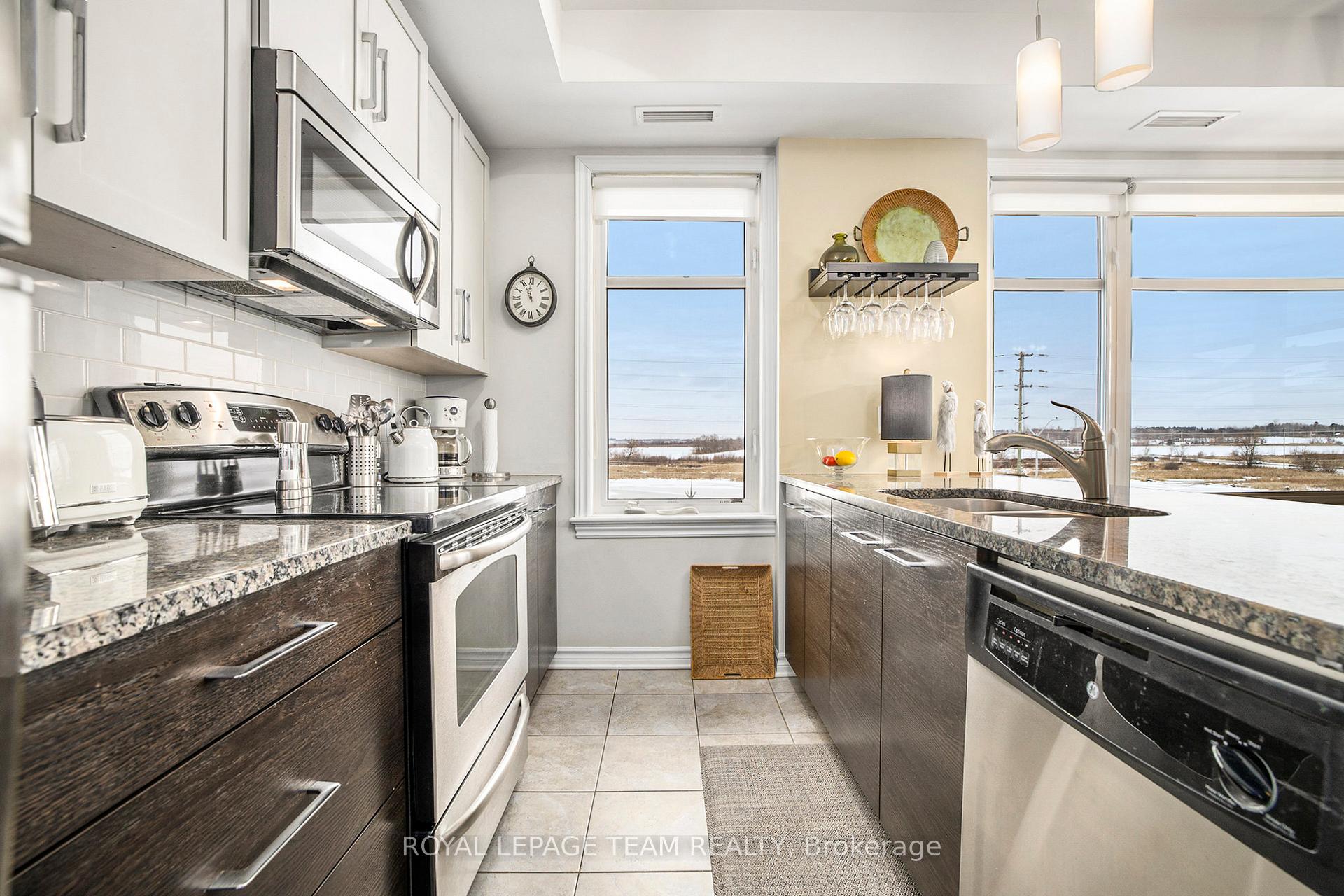 Photo 11 of Unit 301, 150 Guelph, Ottawa, Kanata - Kanata Lakes/Heritage Hills — HOMEH