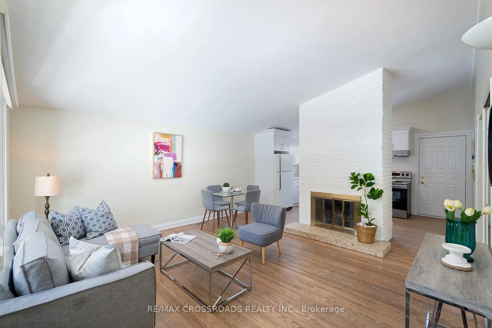 Photo 7 of 42 Benleigh Drive, Scarborough, Woburn — HOMEH