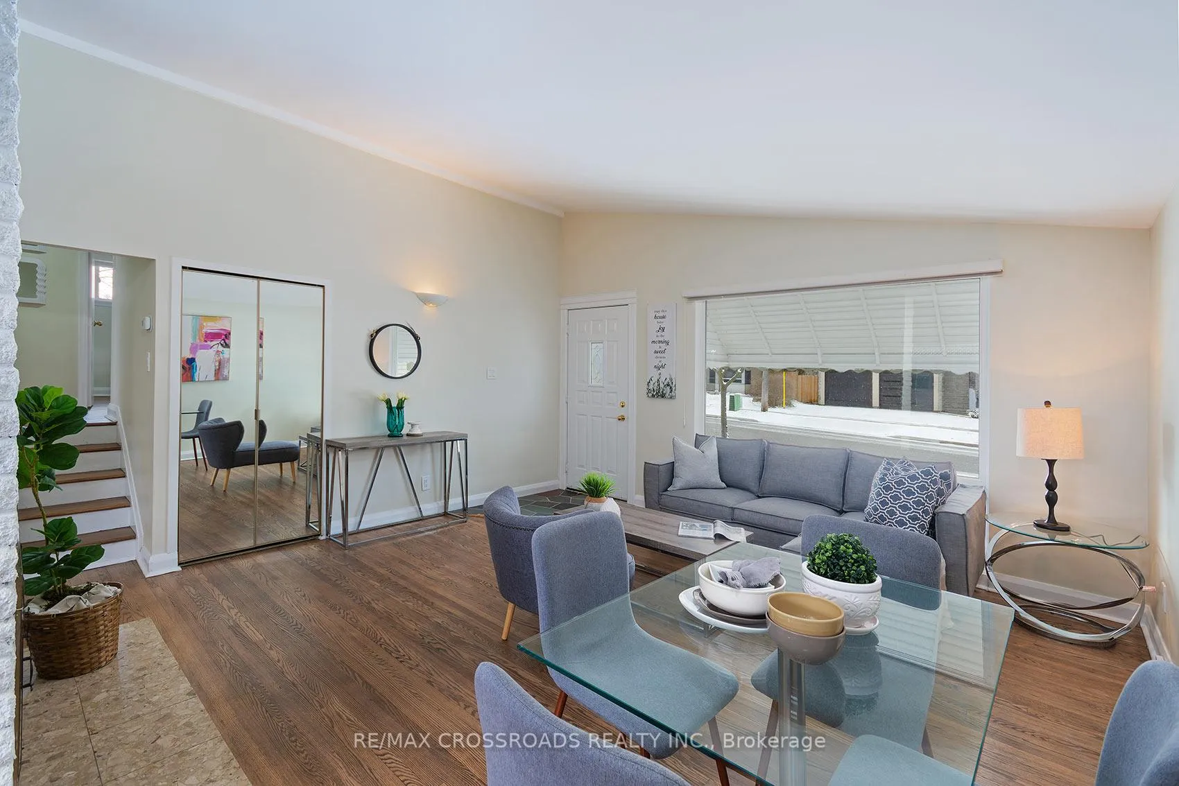 Photo 8 of 42 Benleigh Drive, Scarborough, Woburn — HOMEH