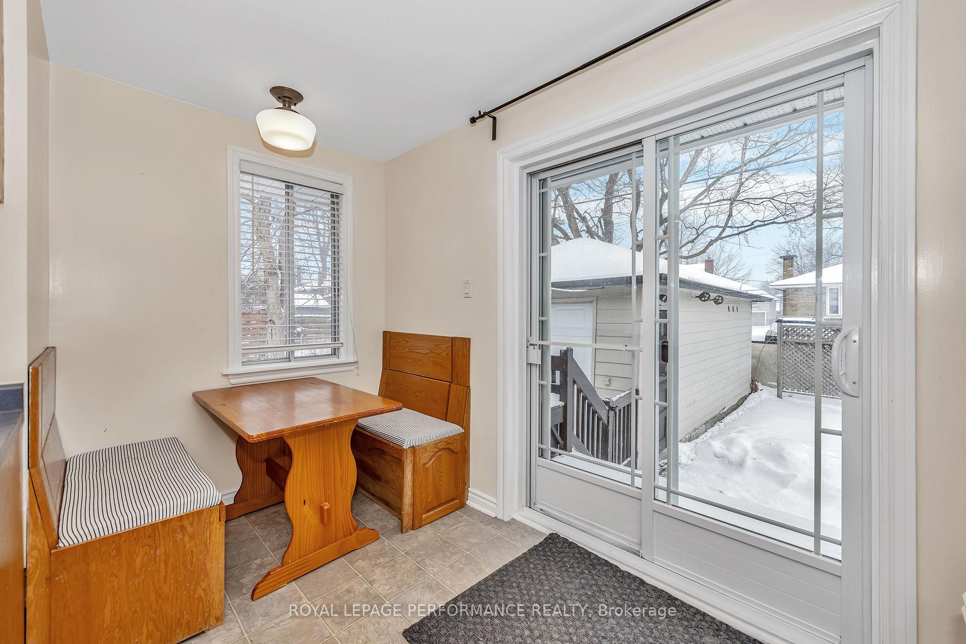Photo 9 of 1315 Kingston Avenue, Ottawa, Carlington — HOMEH