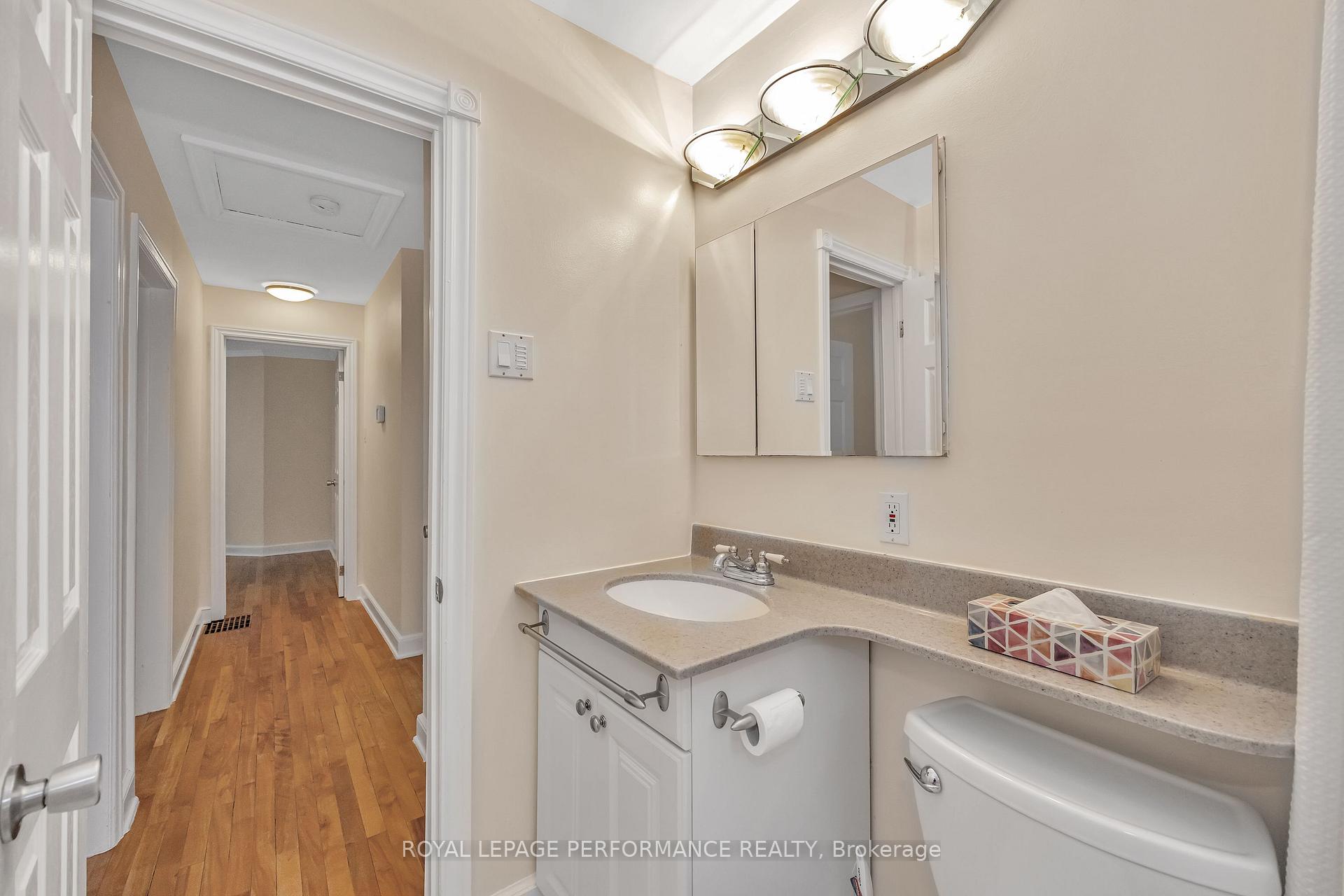 Photo 13 of 1315 Kingston Avenue, Ottawa, Carlington — HOMEH