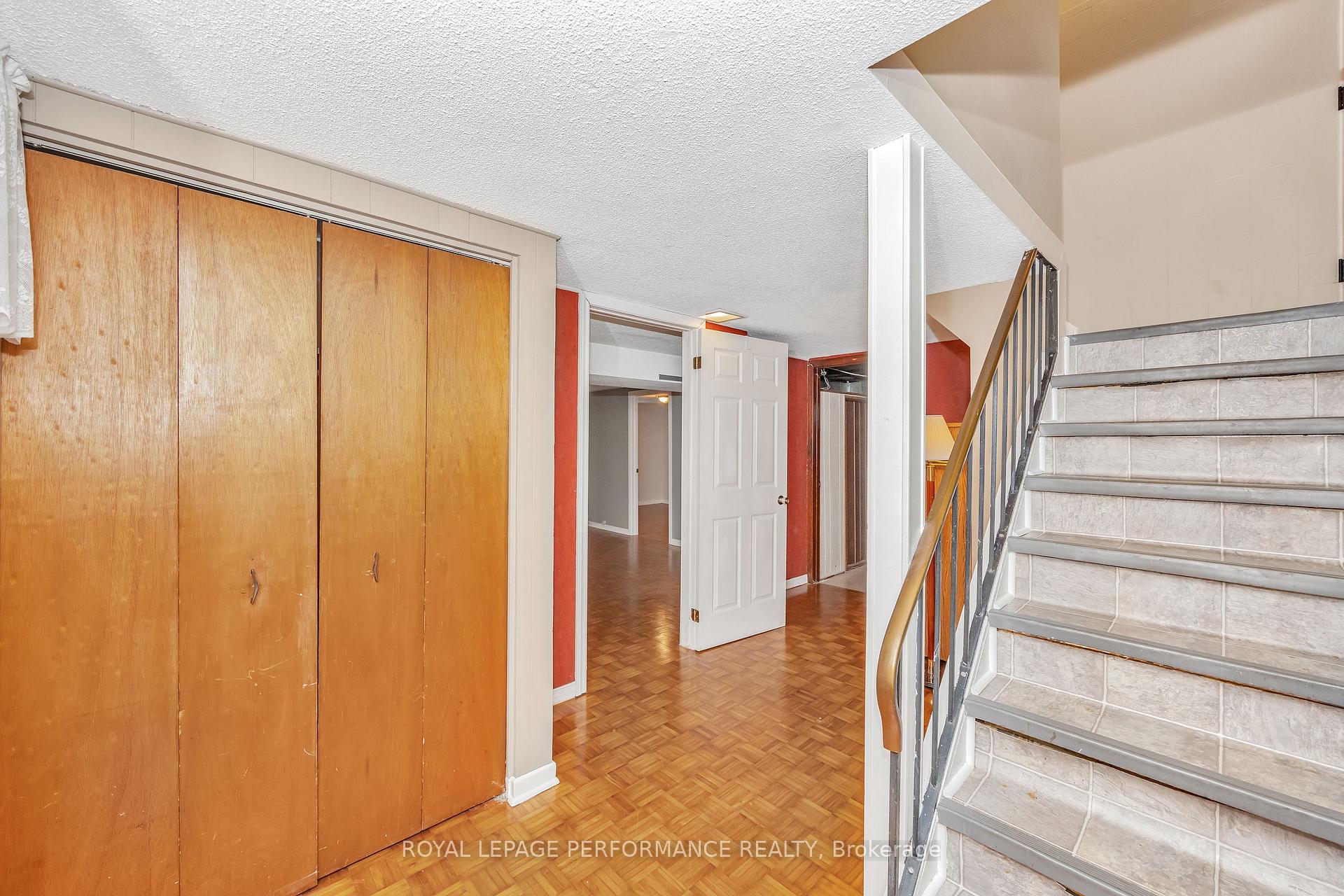 Photo 16 of 1315 Kingston Avenue, Ottawa, Carlington — HOMEH
