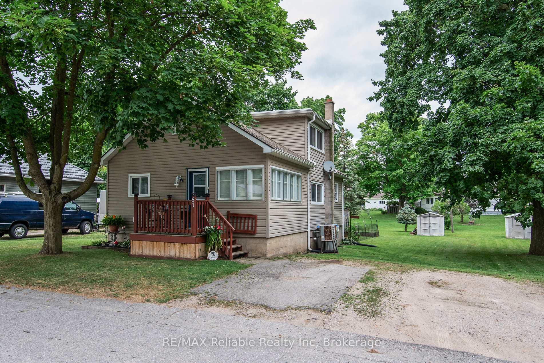 Photo 2 of 51 Dunlop Street, Central Huron, Clinton — HOMEH