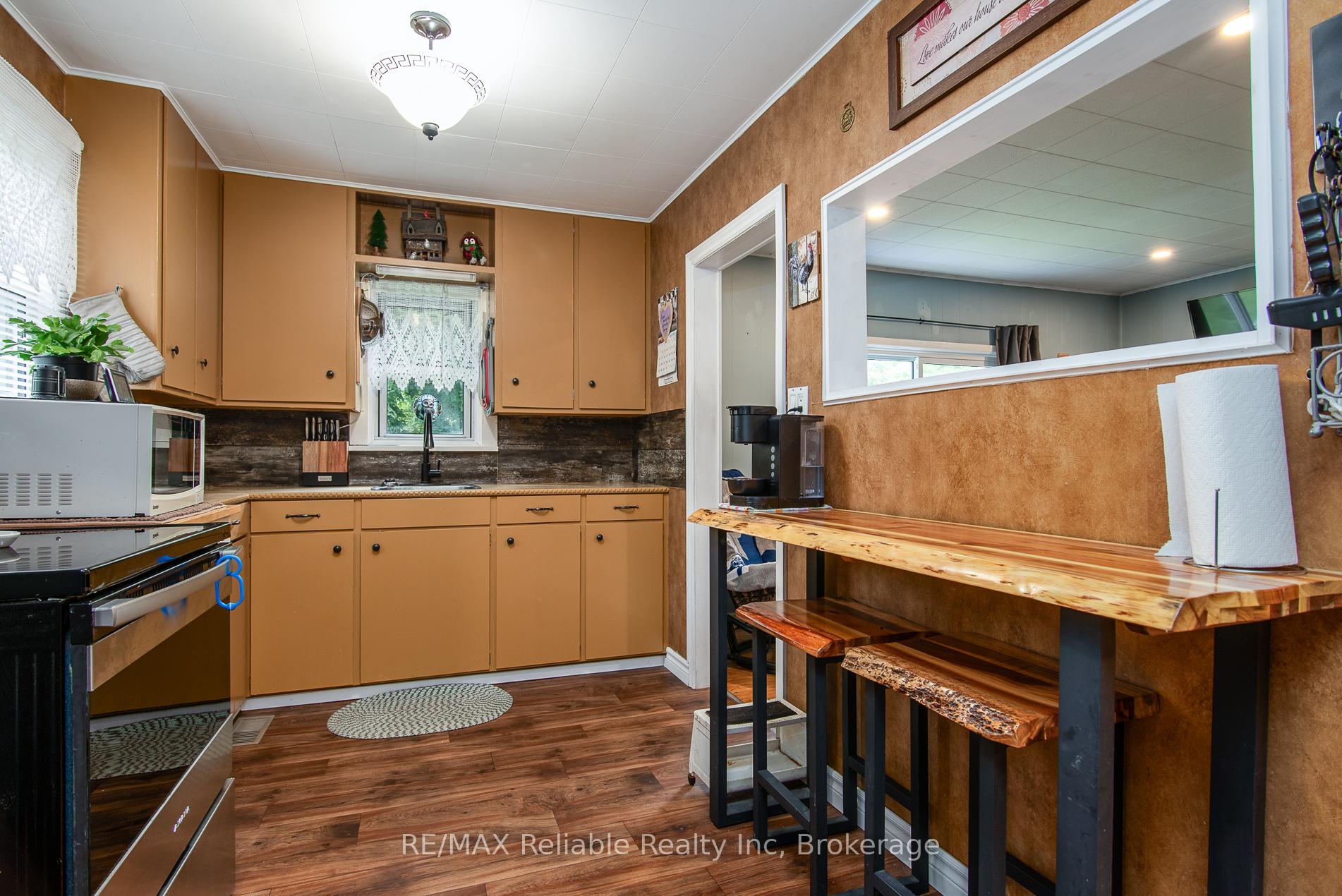 Photo 15 of 51 Dunlop Street, Central Huron, Clinton — HOMEH