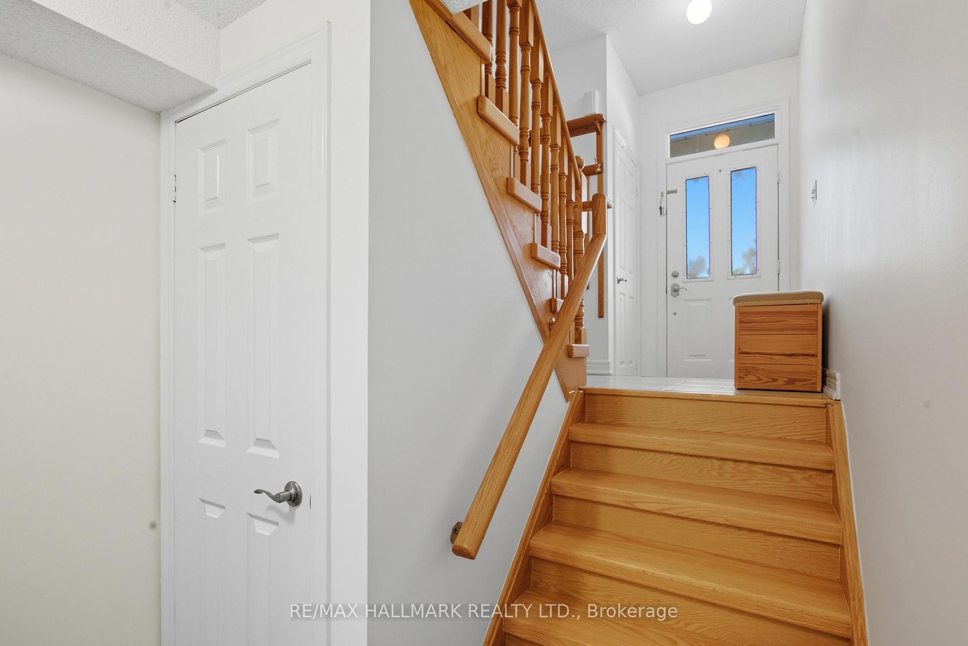 Photo 22 of 19 Michael Way, Markham, Buttonville — HOMEH