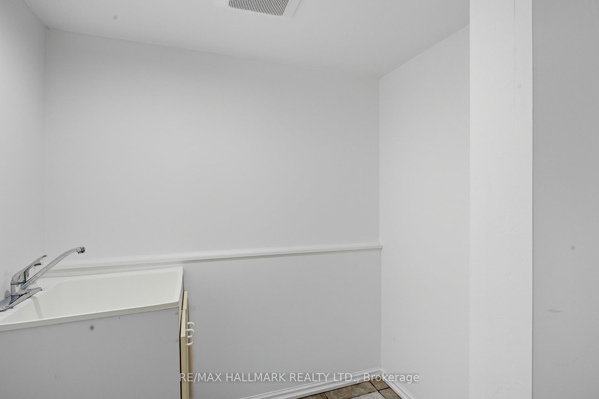Photo 27 of 19 Michael Way, Markham, Buttonville — HOMEH
