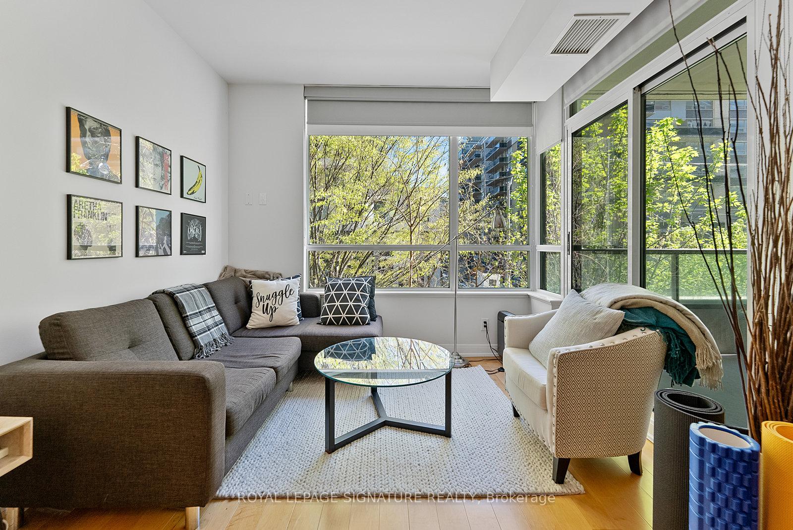 Front of Unit 213, 88 Broadway Avenue