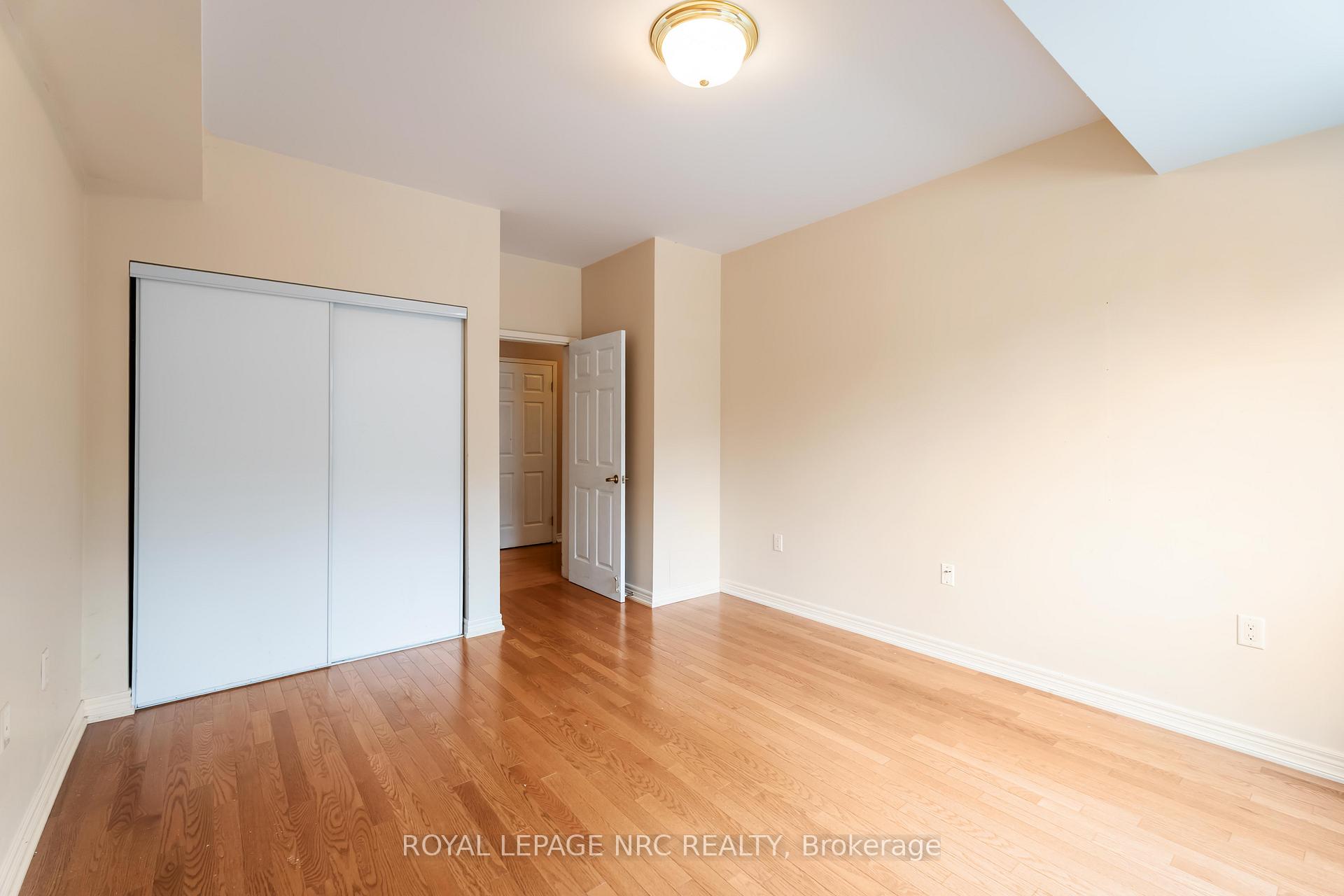 Photo 21 of Unit 101, 55 Pelham Town Square, Pelham, Fonthill — HOMEH