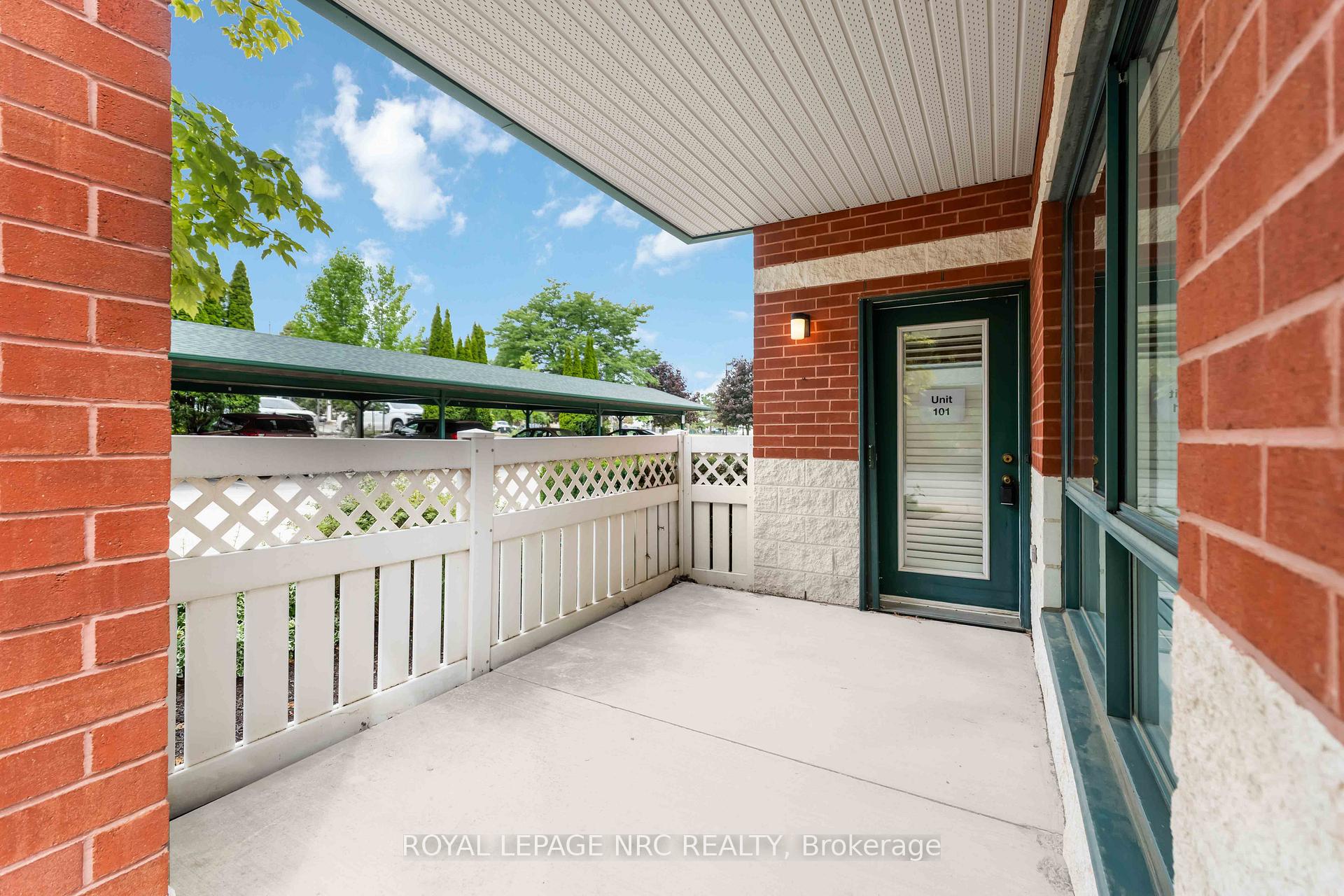 Photo 26 of Unit 101, 55 Pelham Town Square, Pelham, Fonthill — HOMEH