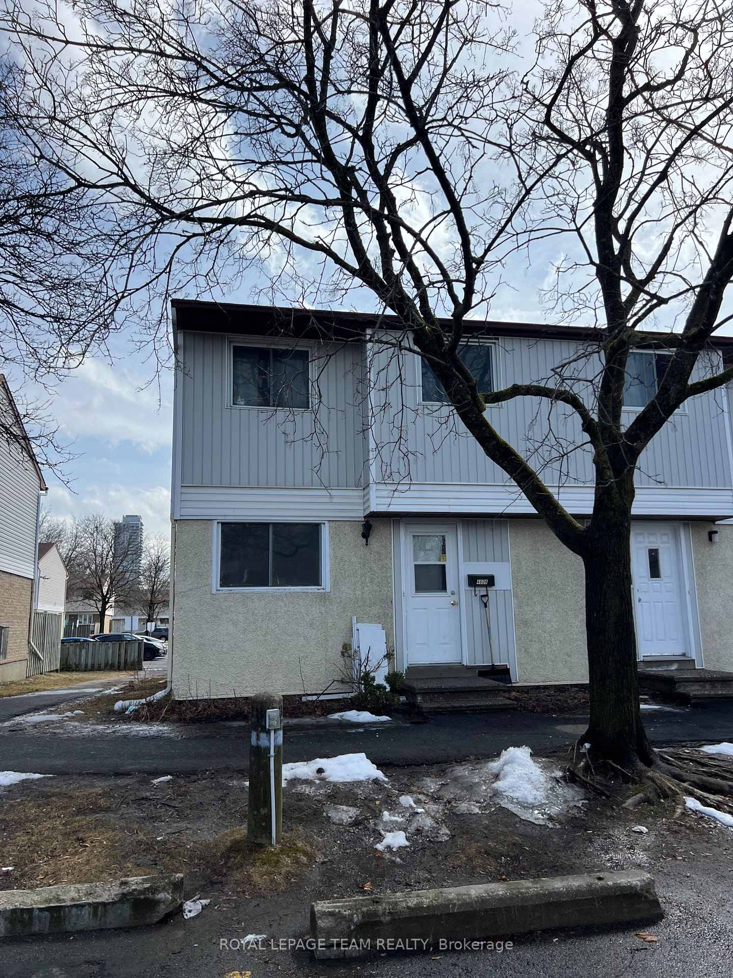 Photo 2 of Unit 37, 4608 Cecilia Crescent, Ottawa, Cyrville — HOMEH
