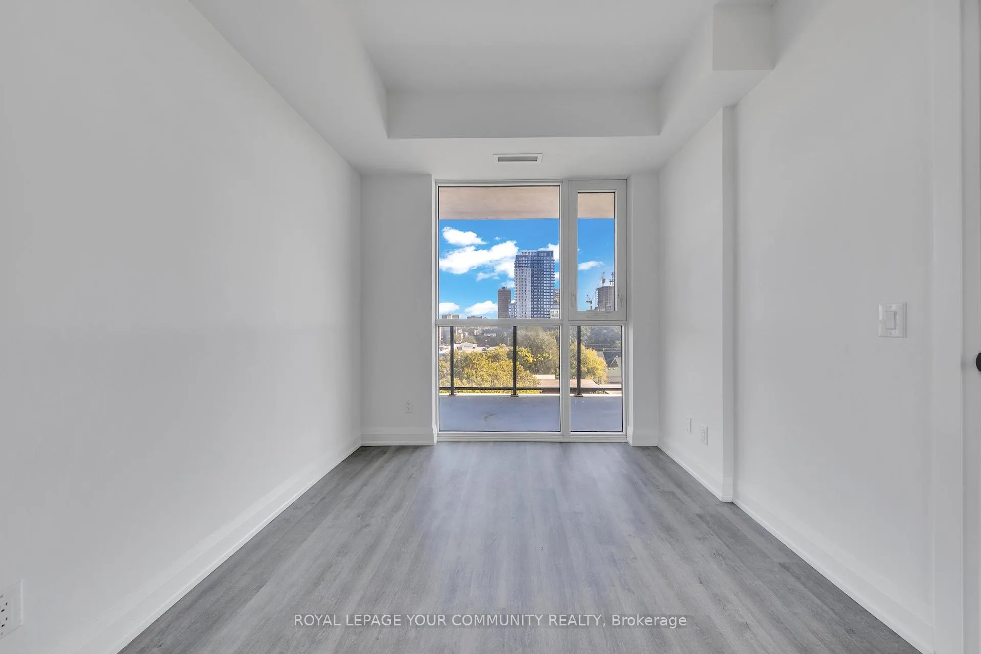 Photo 11 of Unit 712, 2369 Danforth Avenue, Toronto, East End-Danforth — HOMEH