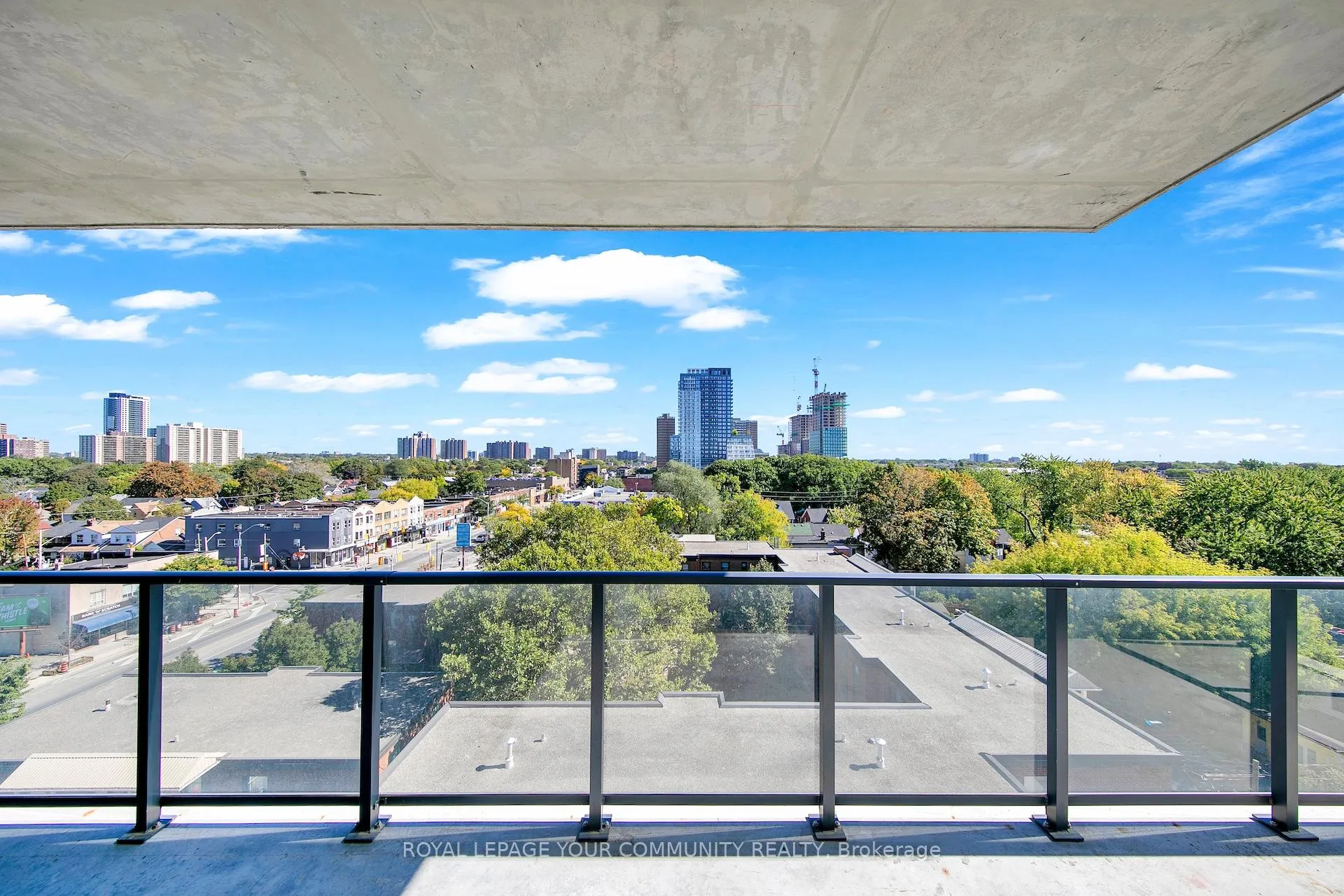 Photo 14 of Unit 712, 2369 Danforth Avenue, Toronto, East End-Danforth — HOMEH
