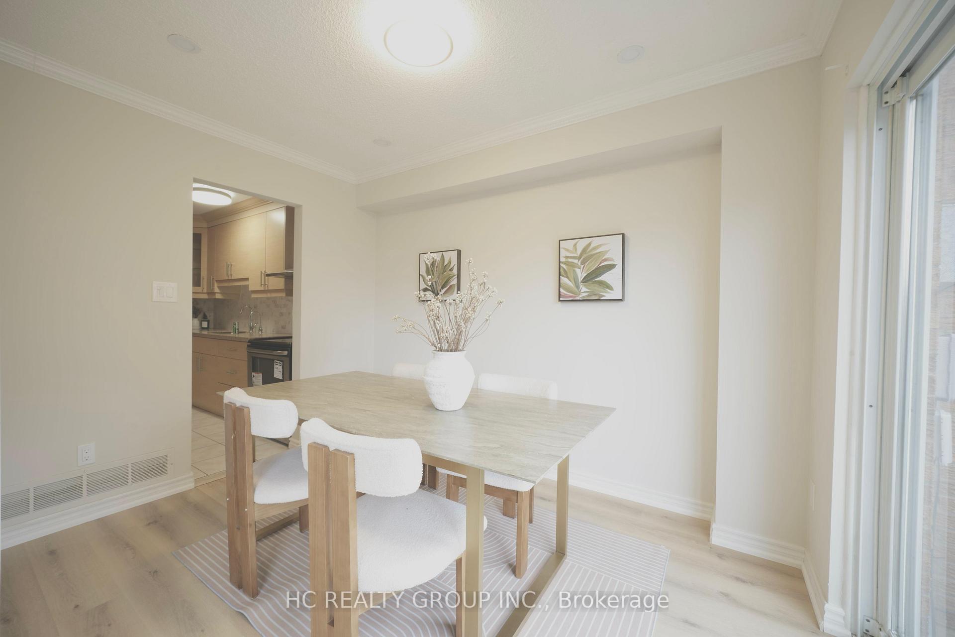 Photo 7 of Unit 7, 201 Bridletowne Circle, Scarborough, L'Amoreaux — HOMEH
