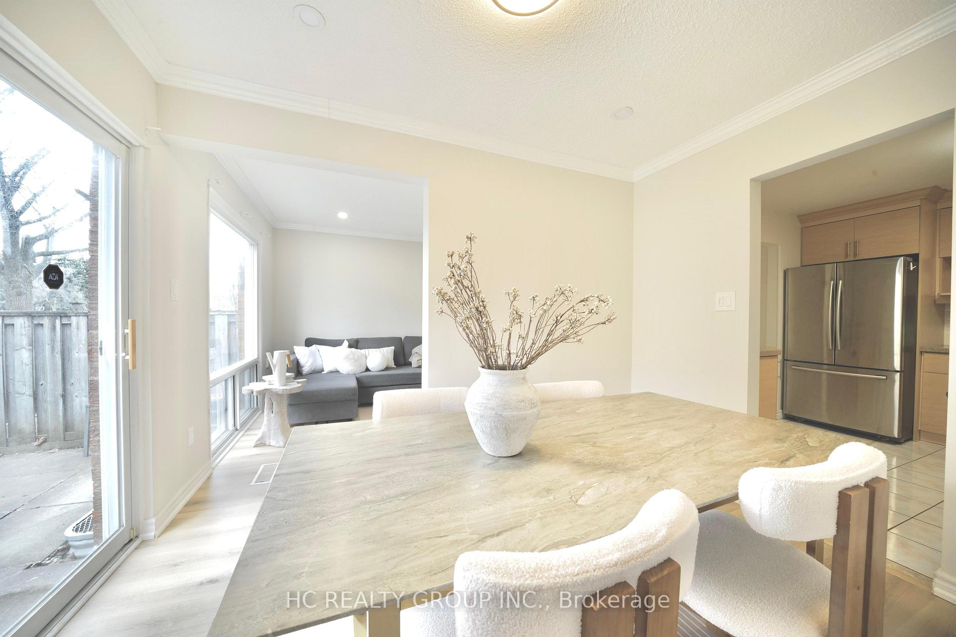 Photo 9 of Unit 7, 201 Bridletowne Circle, Scarborough, L'Amoreaux — HOMEH