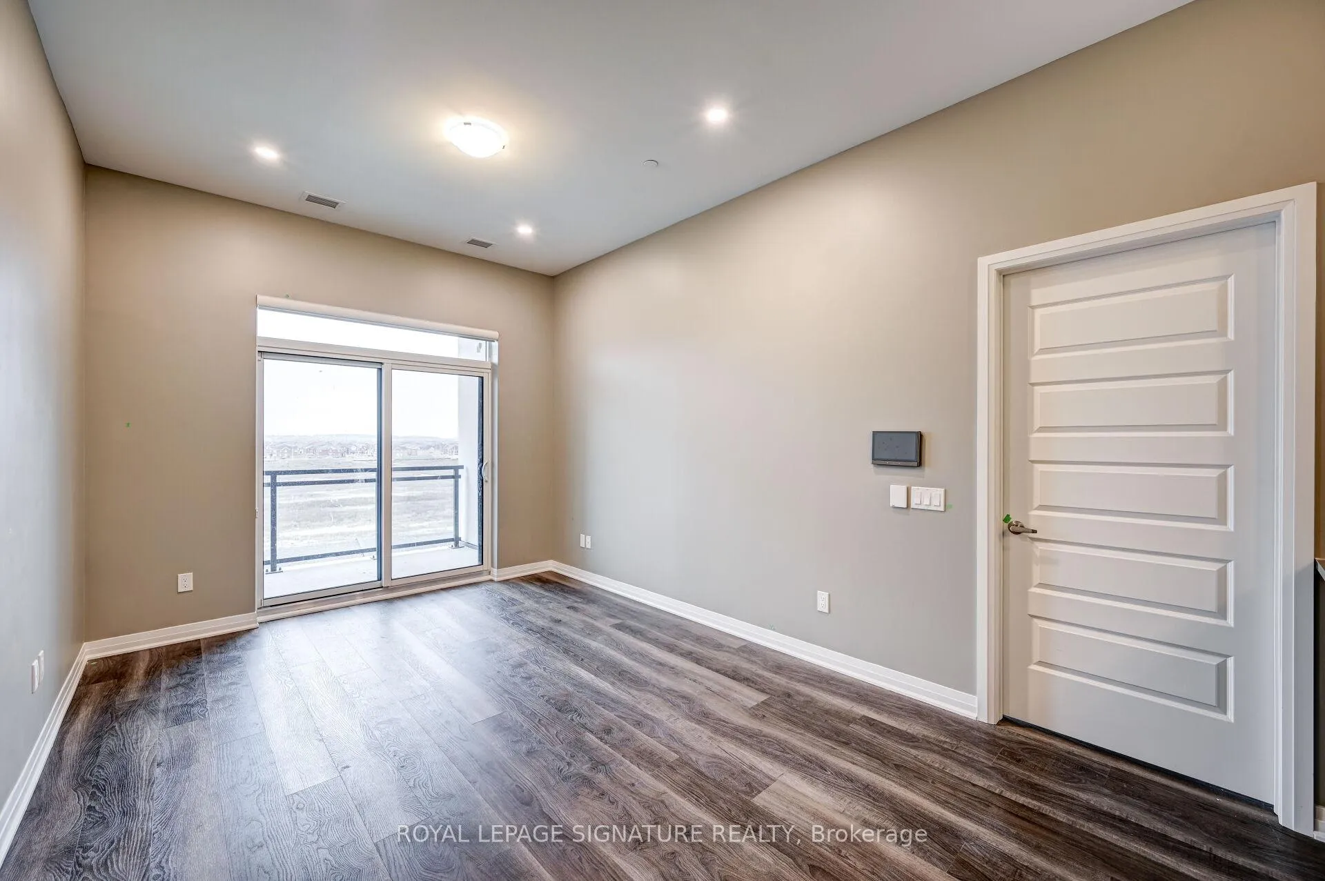 Photo 15 of Unit 616, 460 Gordon Krantz Avenue, Milton, Walker — HOMEH
