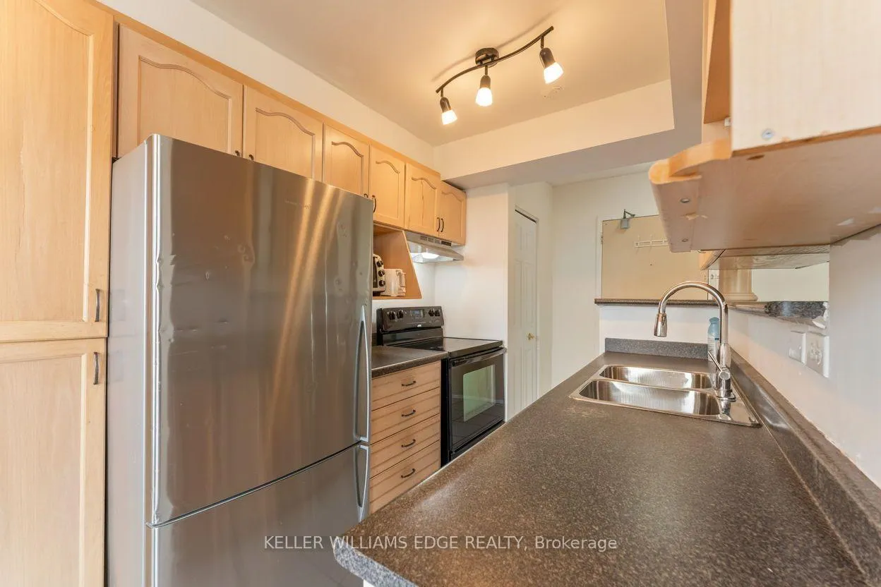 Photo 8 of Unit 802, 851 Queenston Road, Hamilton, Riverdale — HOMEH