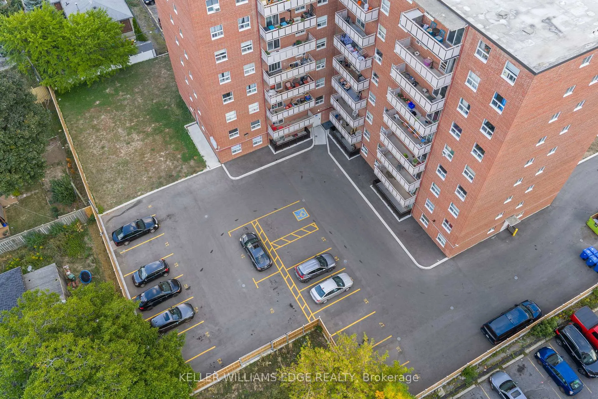 Photo 16 of Unit 802, 851 Queenston Road, Hamilton, Riverdale — HOMEH