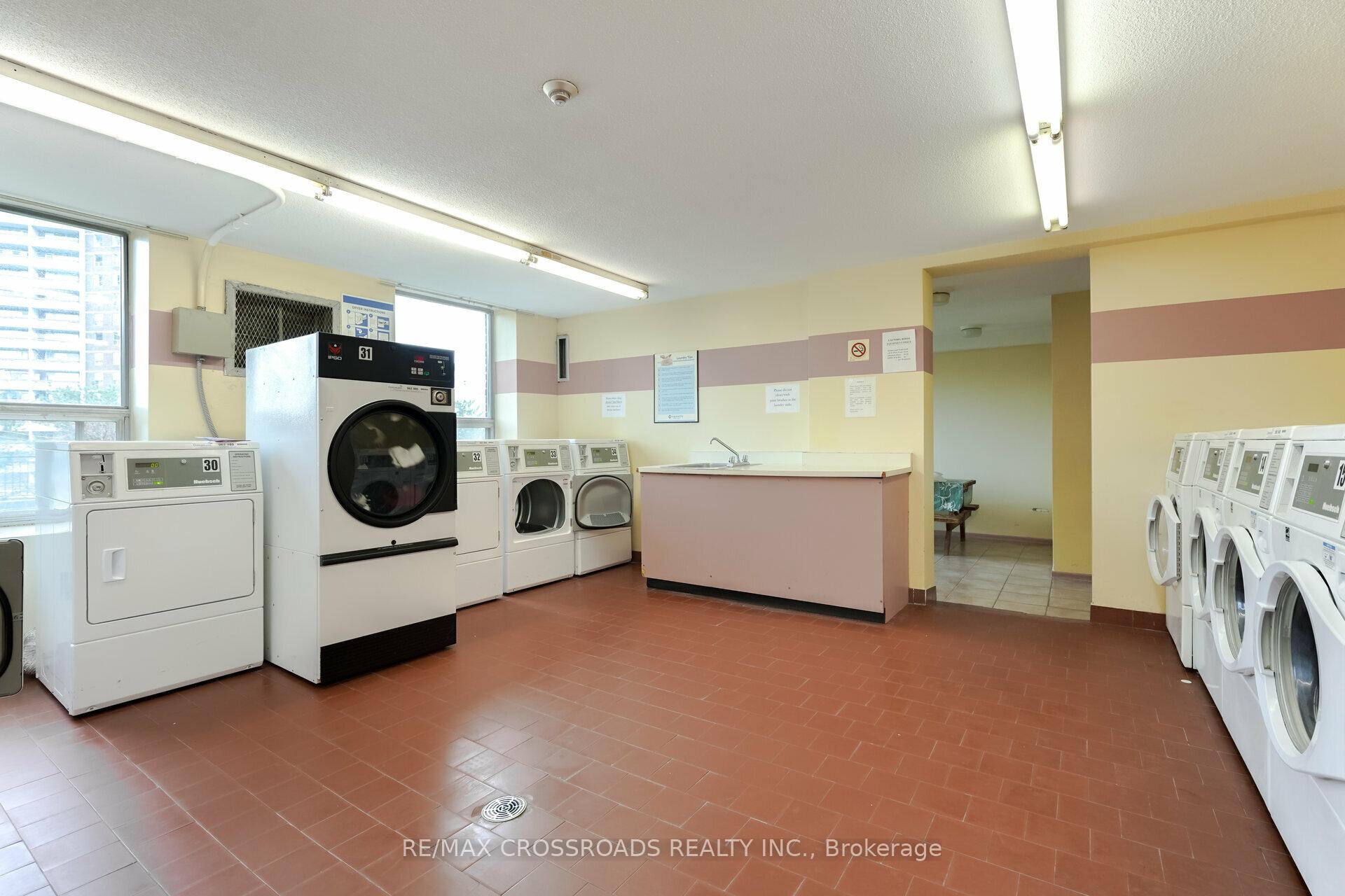 Photo 13 of Unit 1208, 5 Shady Golf Way, Toronto, Flemingdon Park — HOMEH