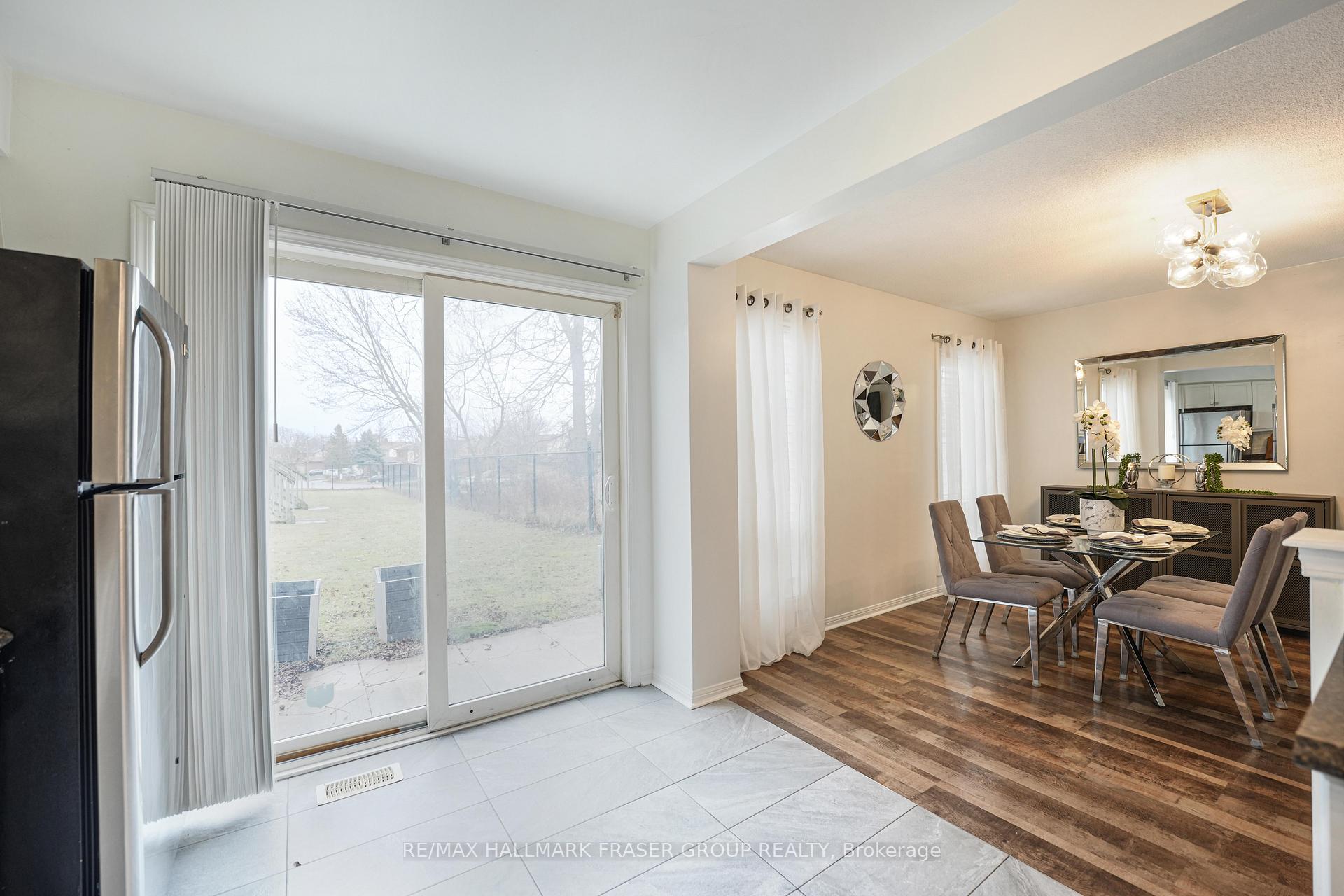 Photo 13 of 73 Torr Lane, Ajax, Central — HOMEH