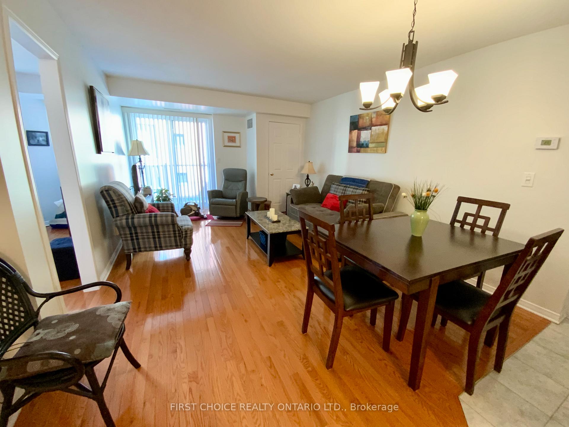 Photo 8 of Unit 304, 320 Centrum Boulevard, Ottawa, Bilberry Creek/Queenswood Heights — HOMEH