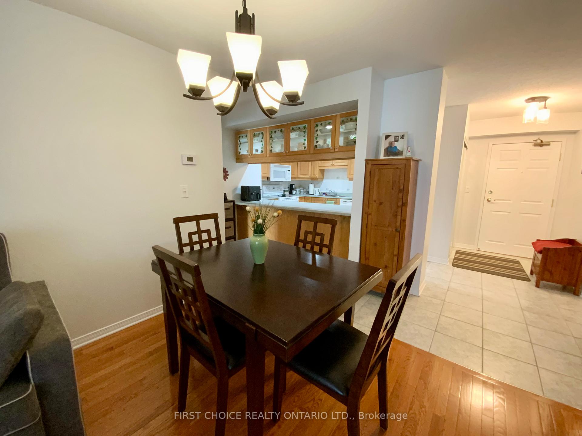 Photo 10 of Unit 304, 320 Centrum Boulevard, Ottawa, Bilberry Creek/Queenswood Heights — HOMEH