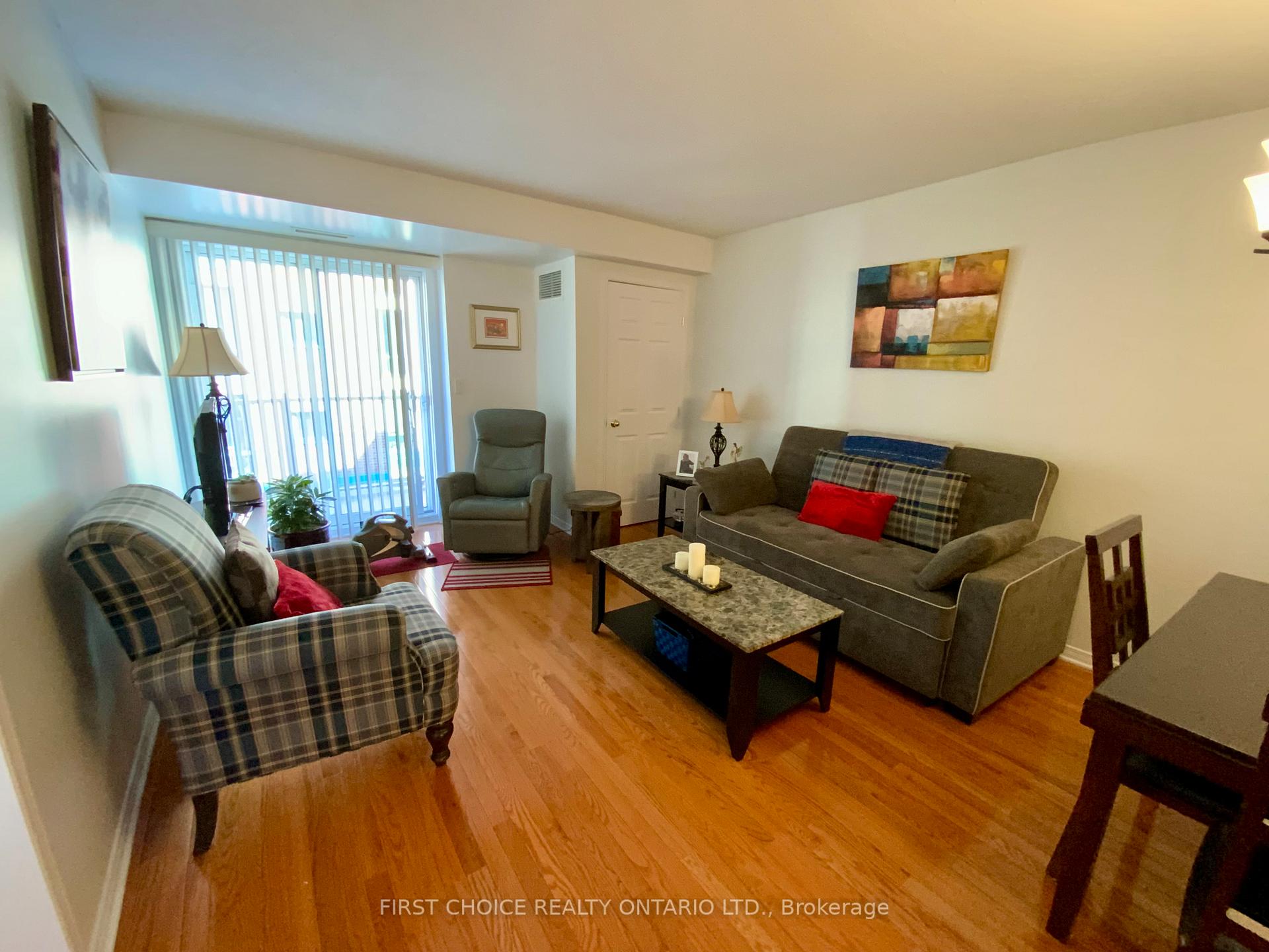 Photo 12 of Unit 304, 320 Centrum Boulevard, Ottawa, Bilberry Creek/Queenswood Heights — HOMEH