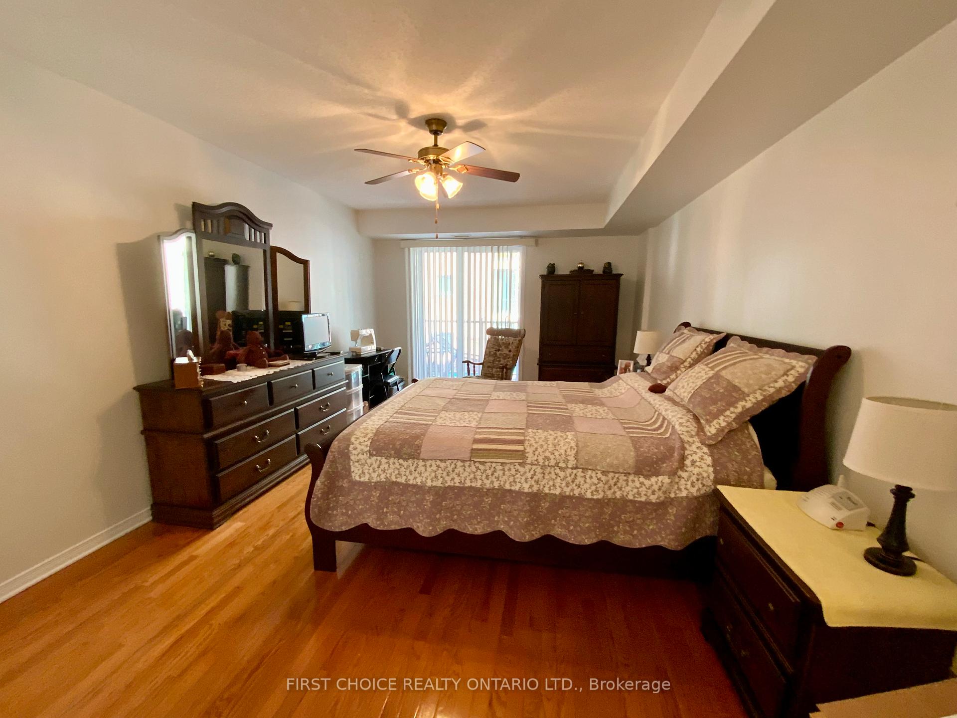 Photo 18 of Unit 304, 320 Centrum Boulevard, Ottawa, Bilberry Creek/Queenswood Heights — HOMEH