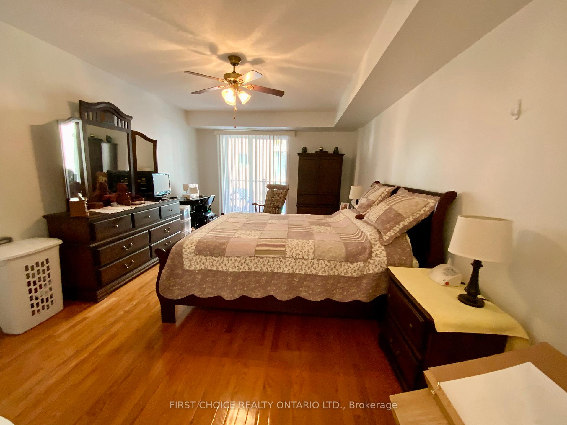 Photo 19 of Unit 304, 320 Centrum Boulevard, Ottawa, Bilberry Creek/Queenswood Heights — HOMEH