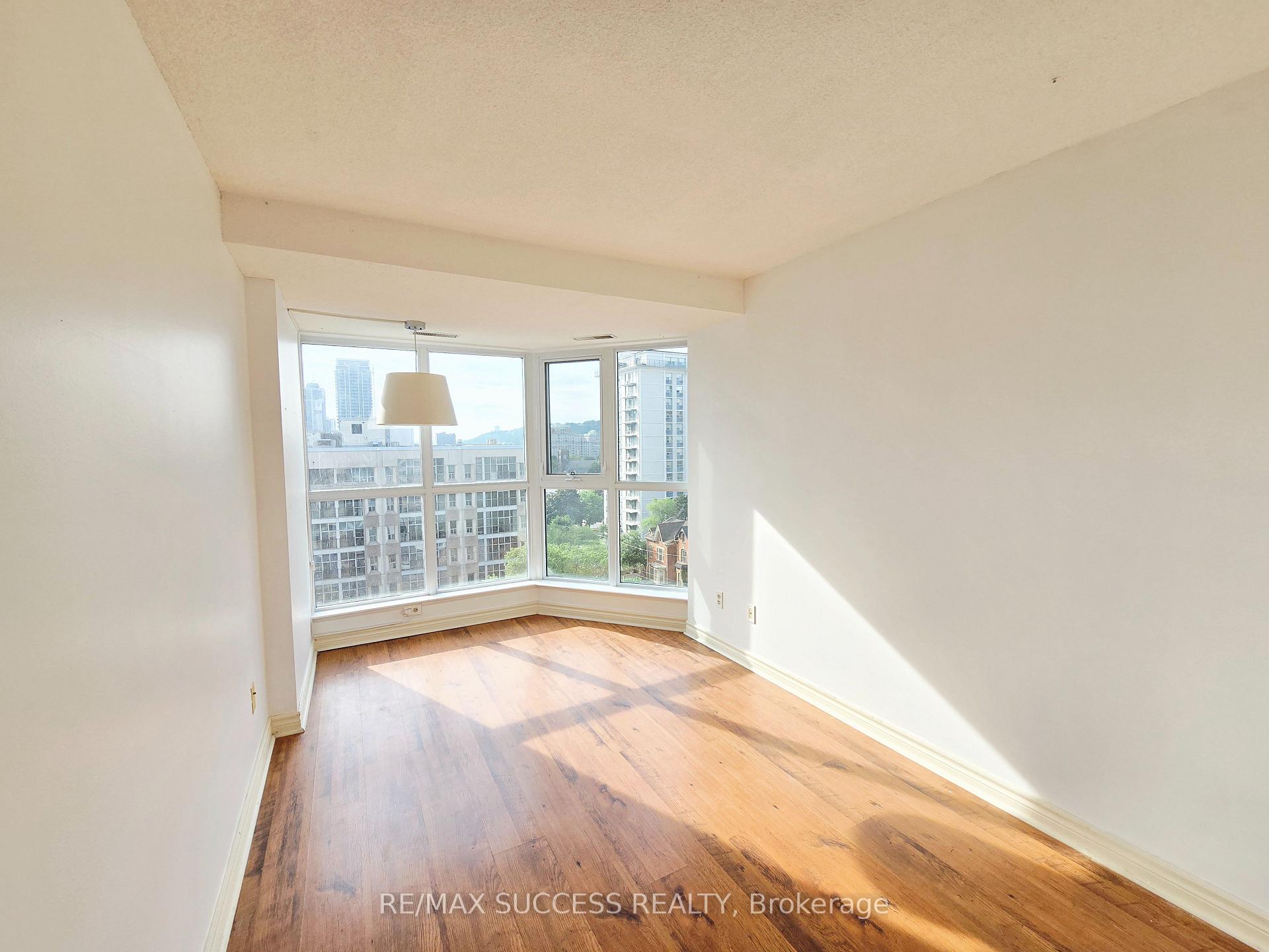Photo 8 of Unit 901, 67 Caroline Street S, Hamilton, Central — HOMEH