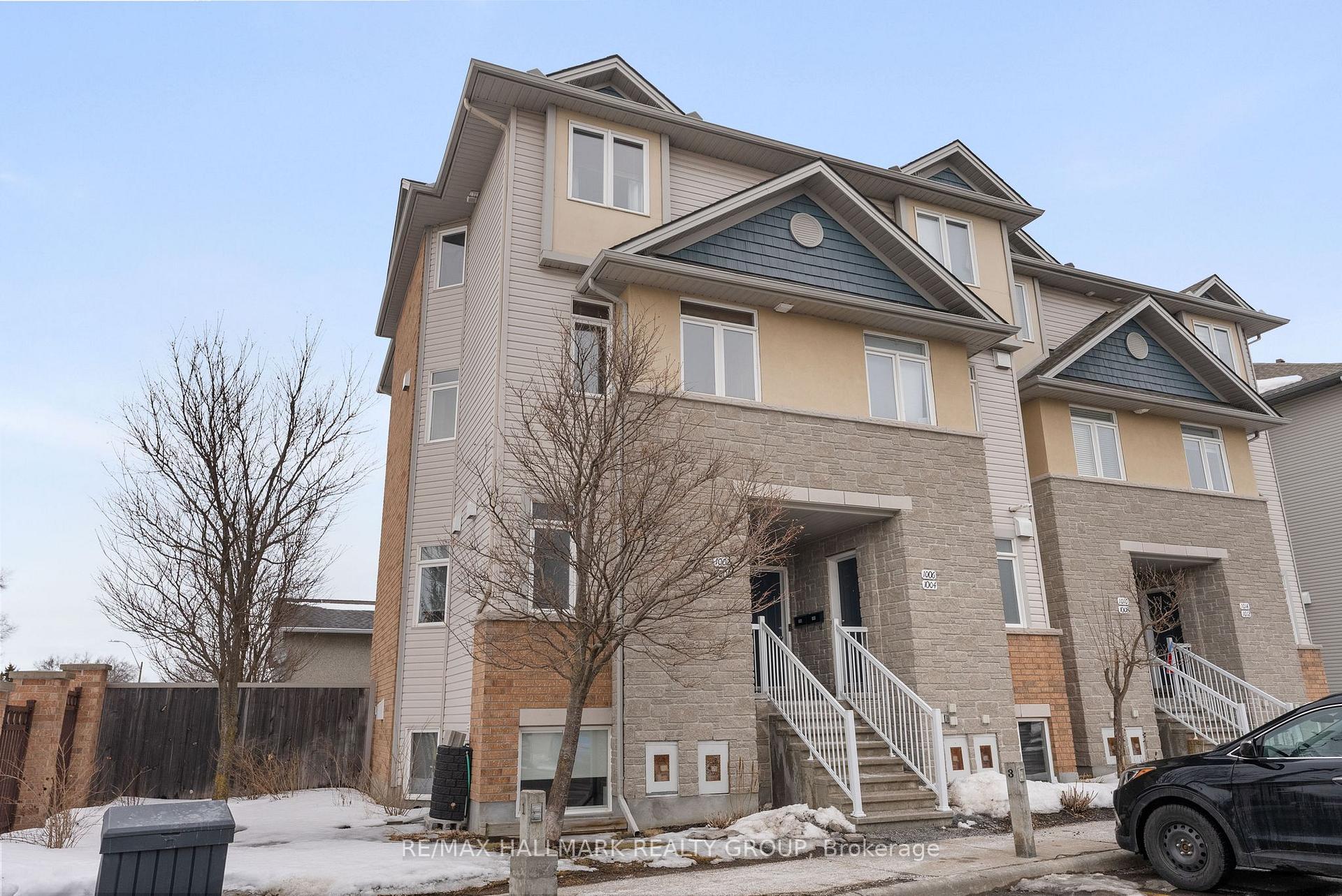 Photo 1 of 1002 Redtail Private, Ottawa, Cyrville — HOMEH