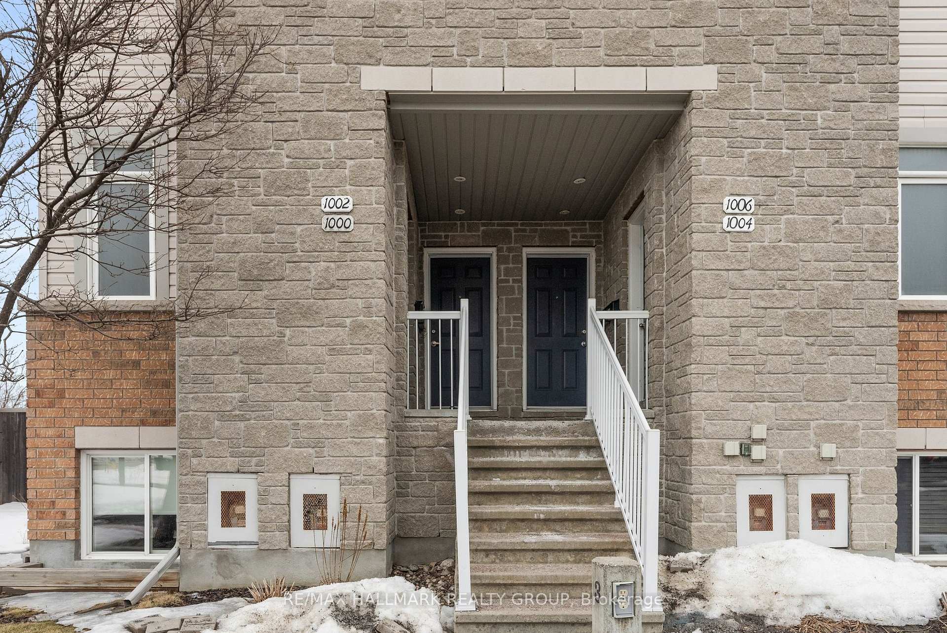 Photo 3 of 1002 Redtail Private, Ottawa, Cyrville — HOMEH