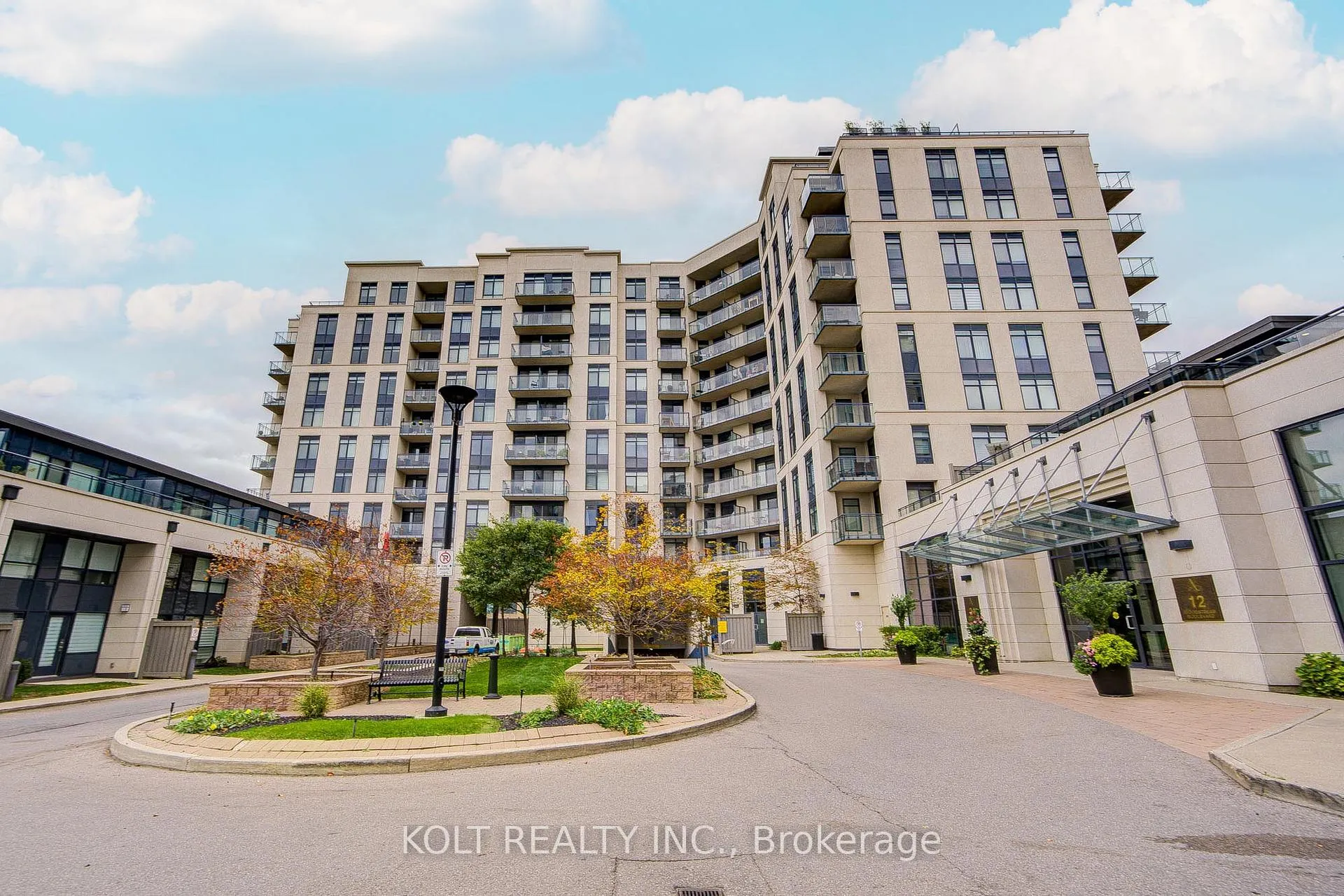 Photo 4 of Unit PH1013, 24 Woodstream Boulevard, Vaughan, Vaughan Grove — HOMEH