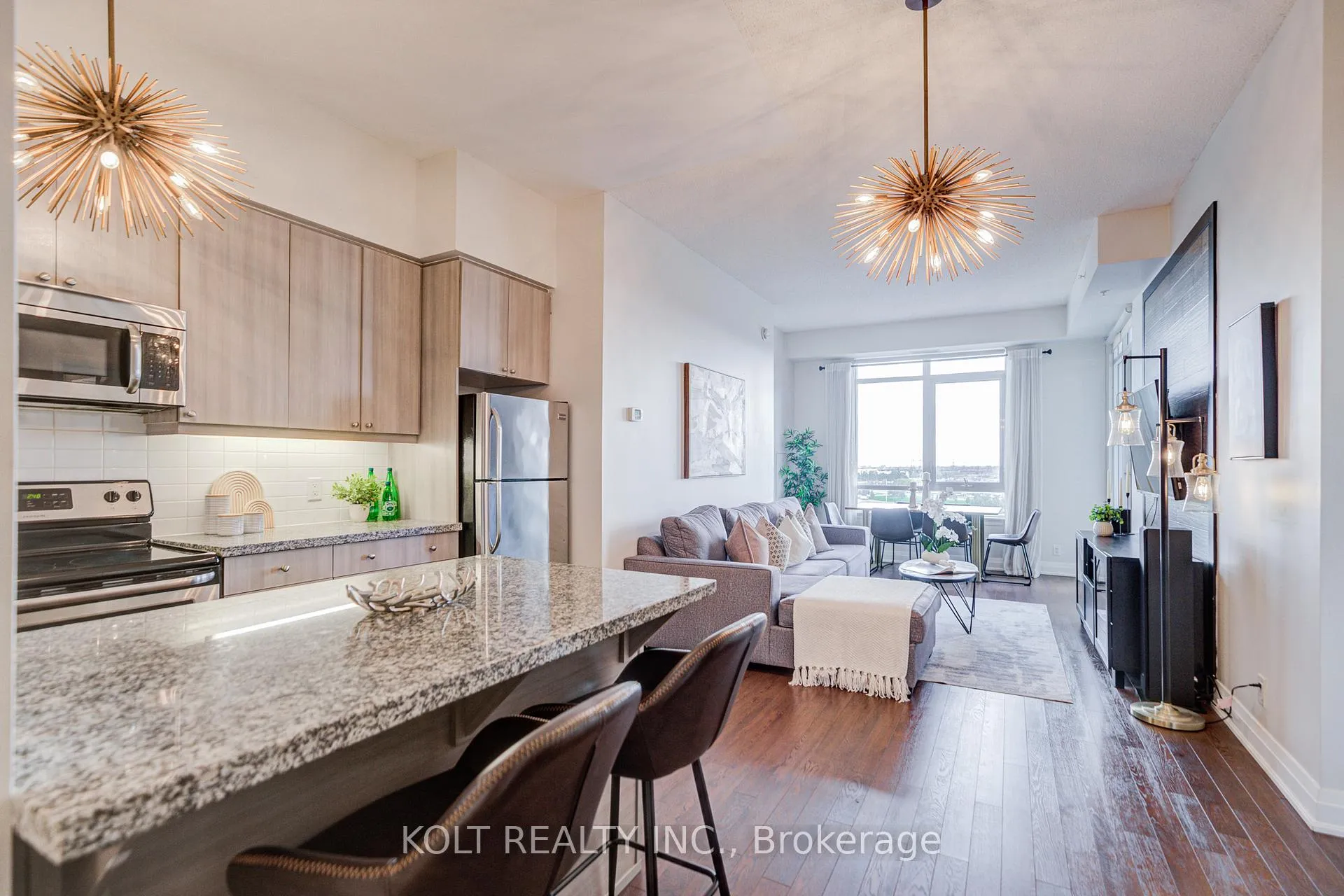 Photo 9 of Unit PH1013, 24 Woodstream Boulevard, Vaughan, Vaughan Grove — HOMEH