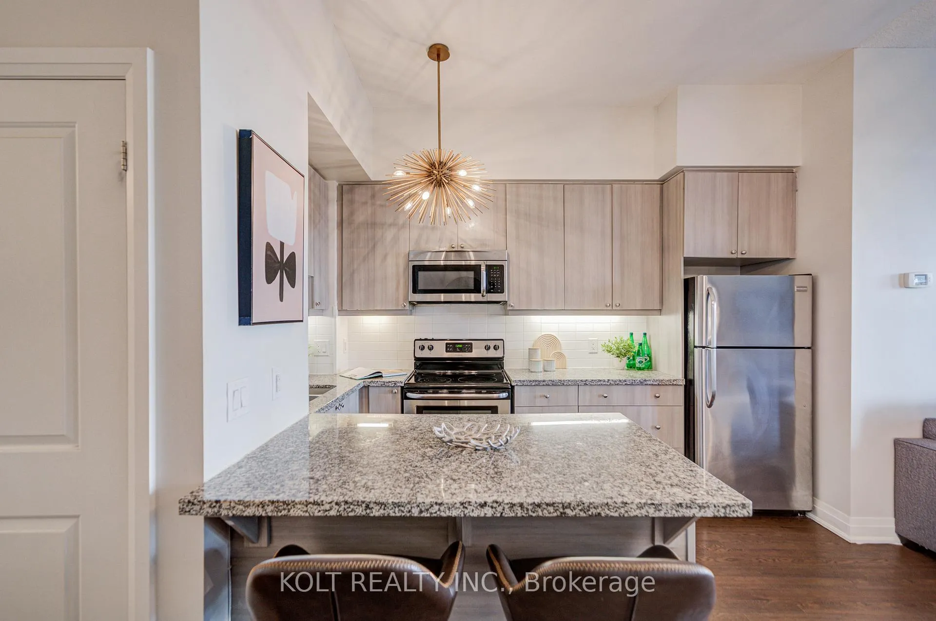 Photo 10 of Unit PH1013, 24 Woodstream Boulevard, Vaughan, Vaughan Grove — HOMEH