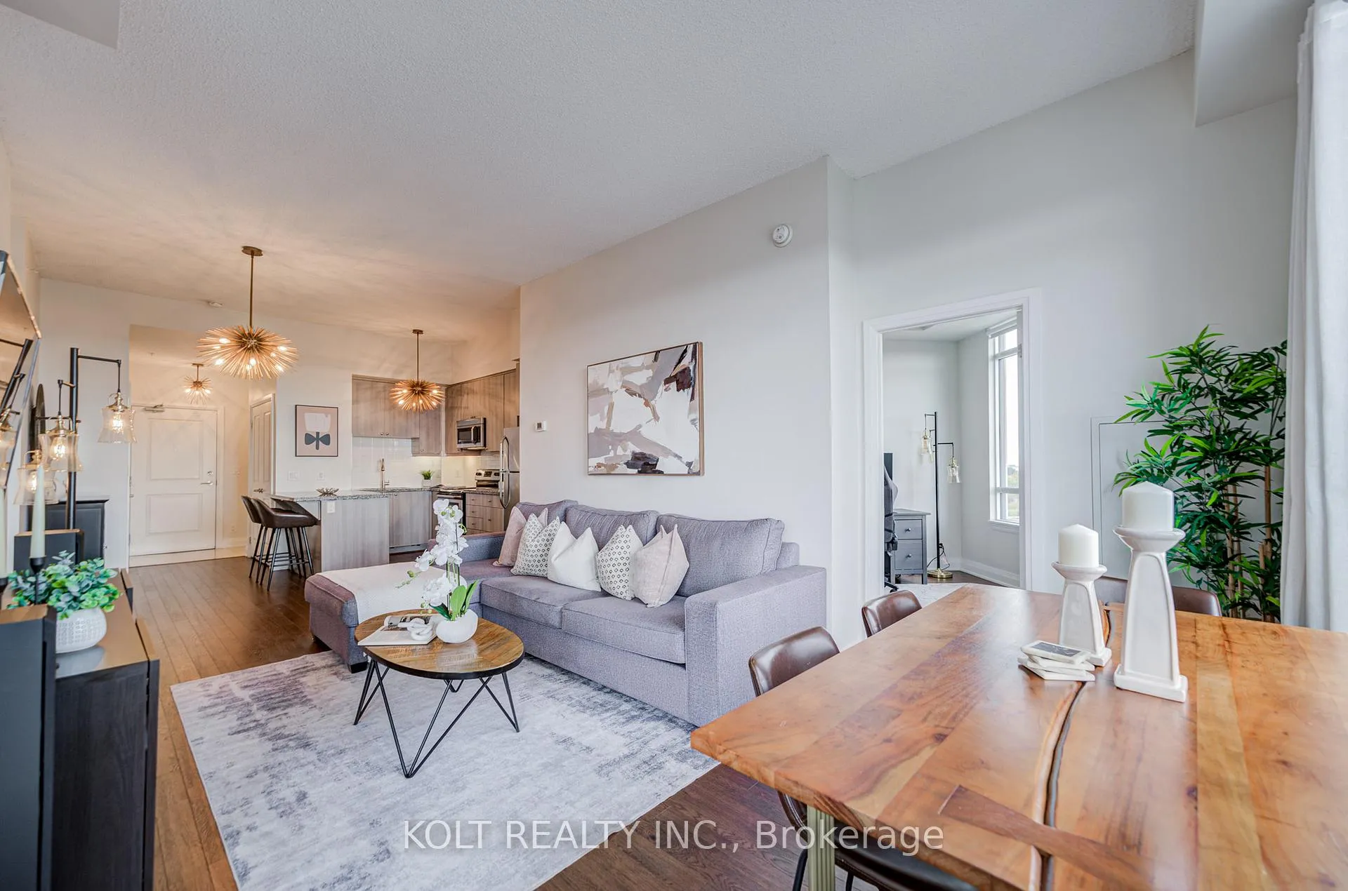 Photo 24 of Unit PH1013, 24 Woodstream Boulevard, Vaughan, Vaughan Grove — HOMEH