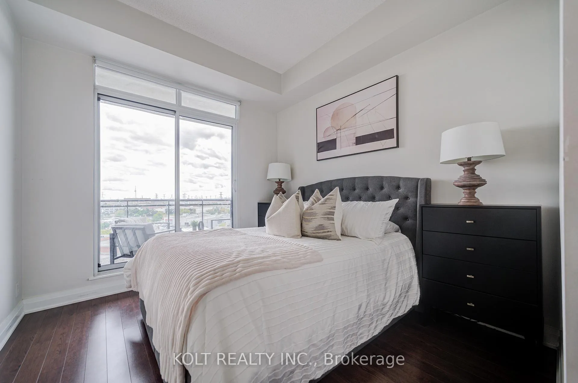 Photo 26 of Unit PH1013, 24 Woodstream Boulevard, Vaughan, Vaughan Grove — HOMEH