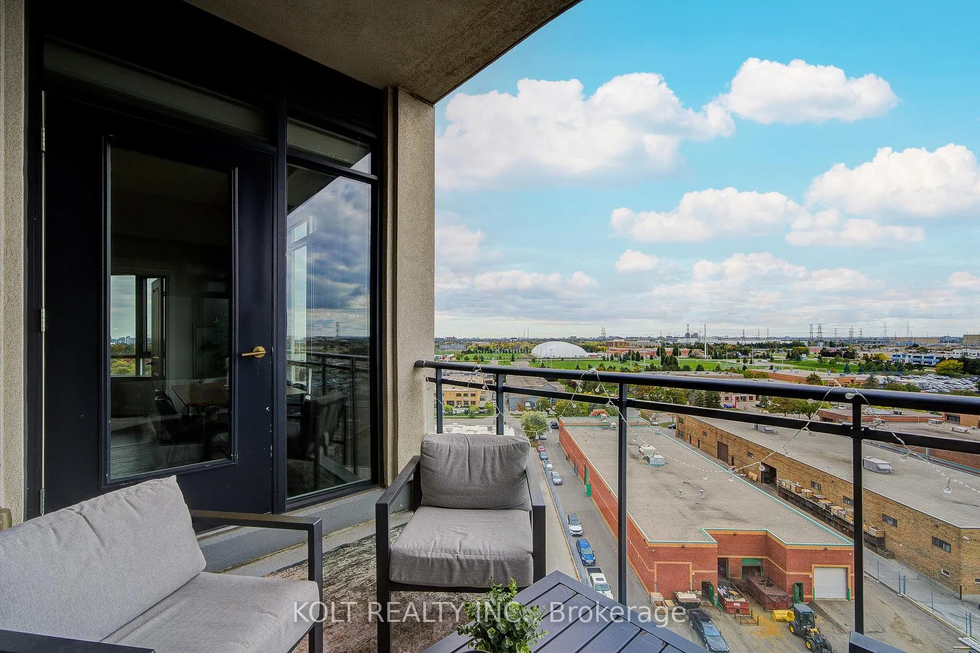 Photo 33 of Unit PH1013, 24 Woodstream Boulevard, Vaughan, Vaughan Grove — HOMEH