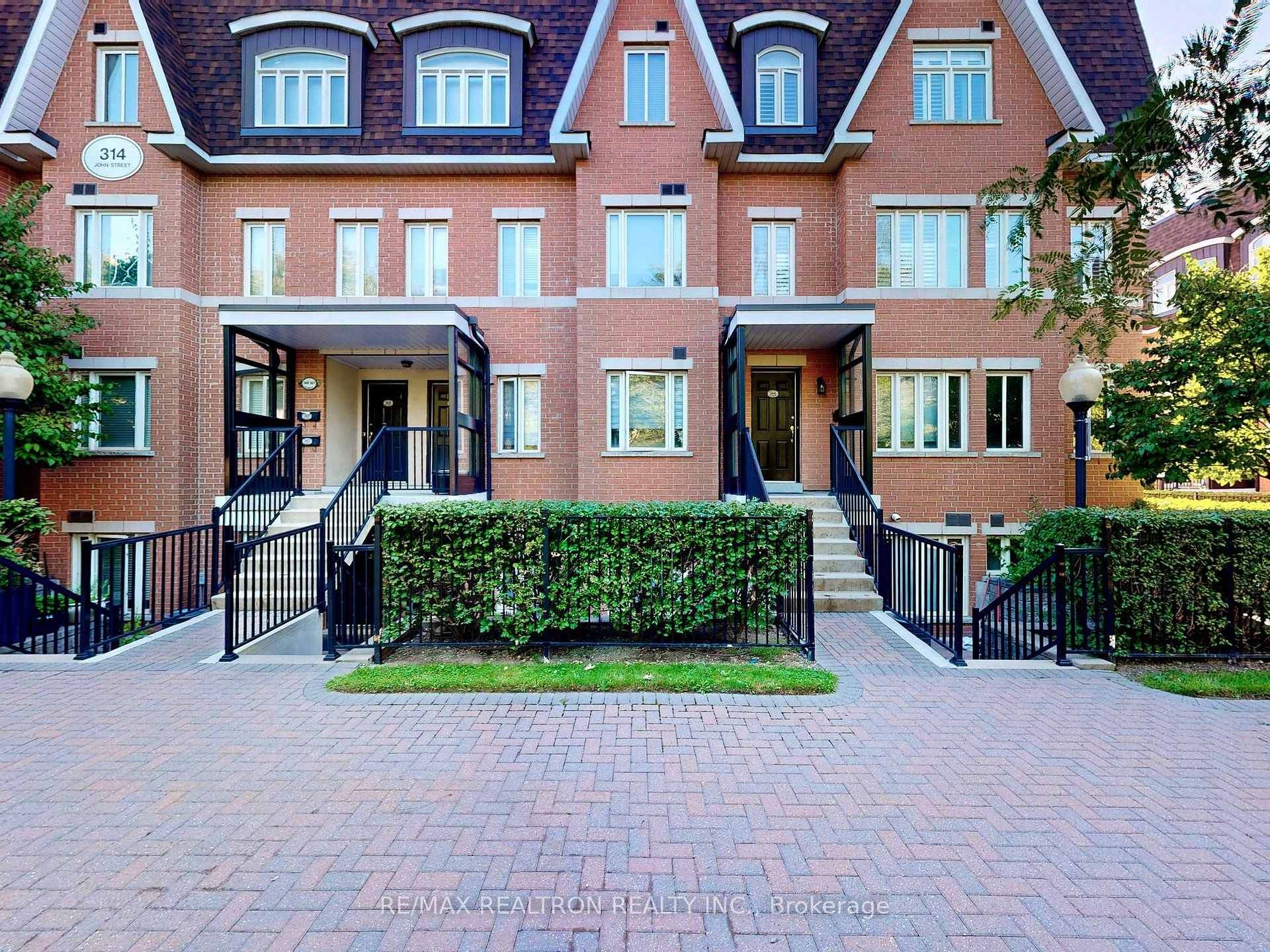 Photo 2 of Unit 366, 314 John Street, Markham, Aileen-Willowbrook — HOMEH