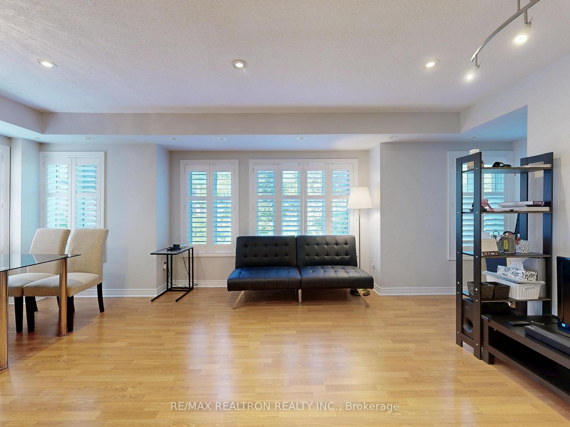 Photo 8 of Unit 366, 314 John Street, Markham, Aileen-Willowbrook — HOMEH