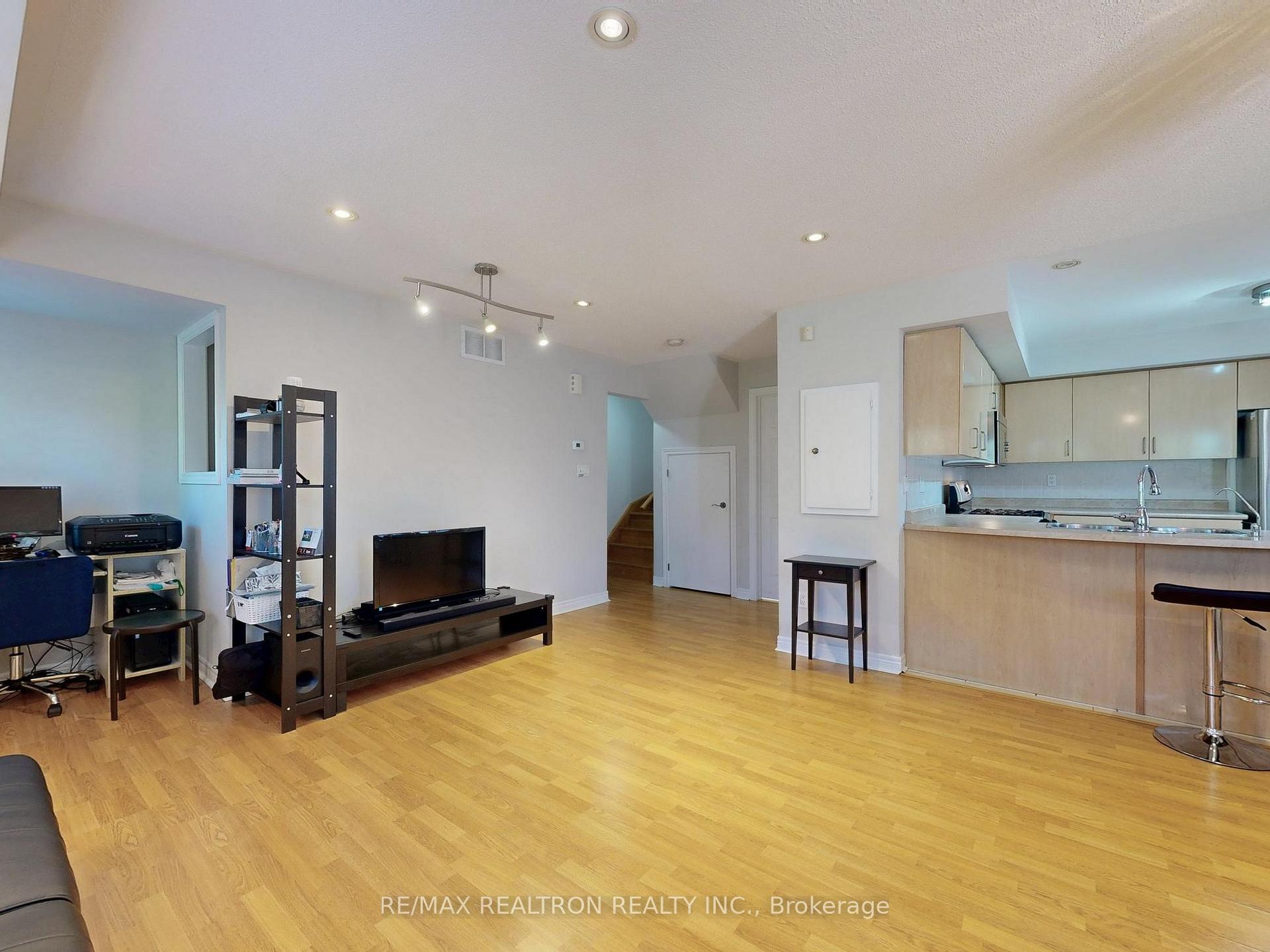 Photo 13 of Unit 366, 314 John Street, Markham, Aileen-Willowbrook — HOMEH