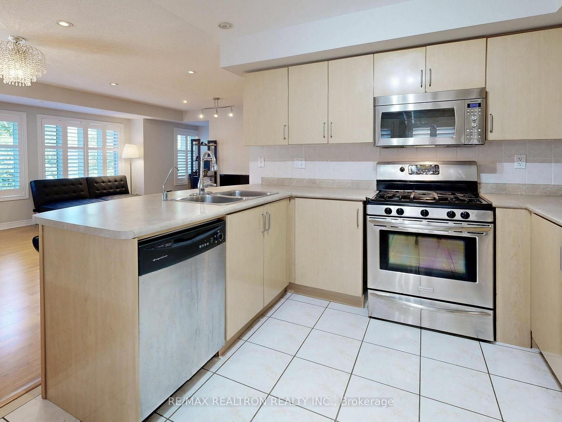 Photo 18 of Unit 366, 314 John Street, Markham, Aileen-Willowbrook — HOMEH
