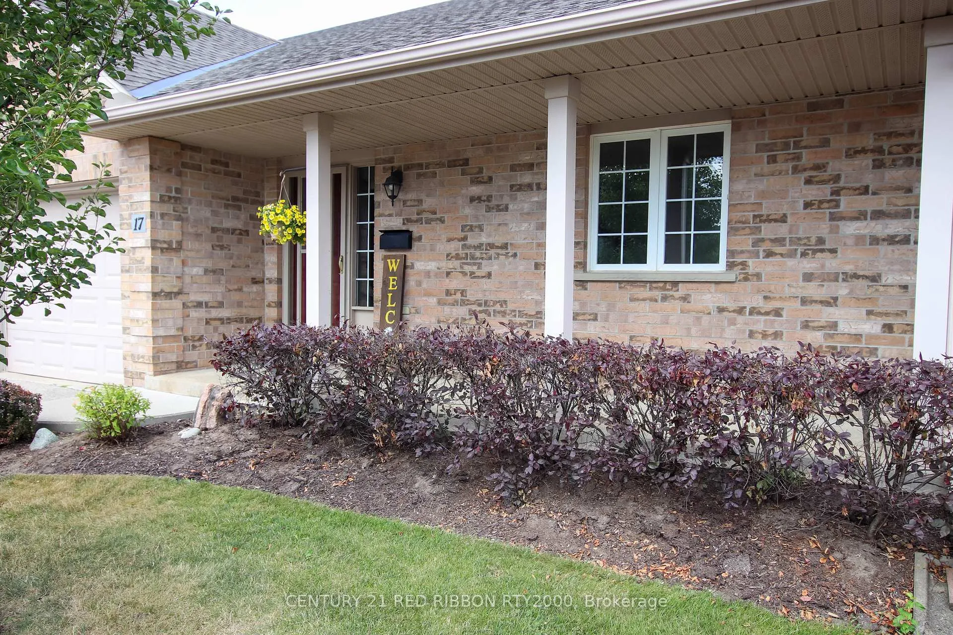 Photo 2 of Unit 17, 375 Scott Street E, Strathroy-Caradoc, SE — HOMEH