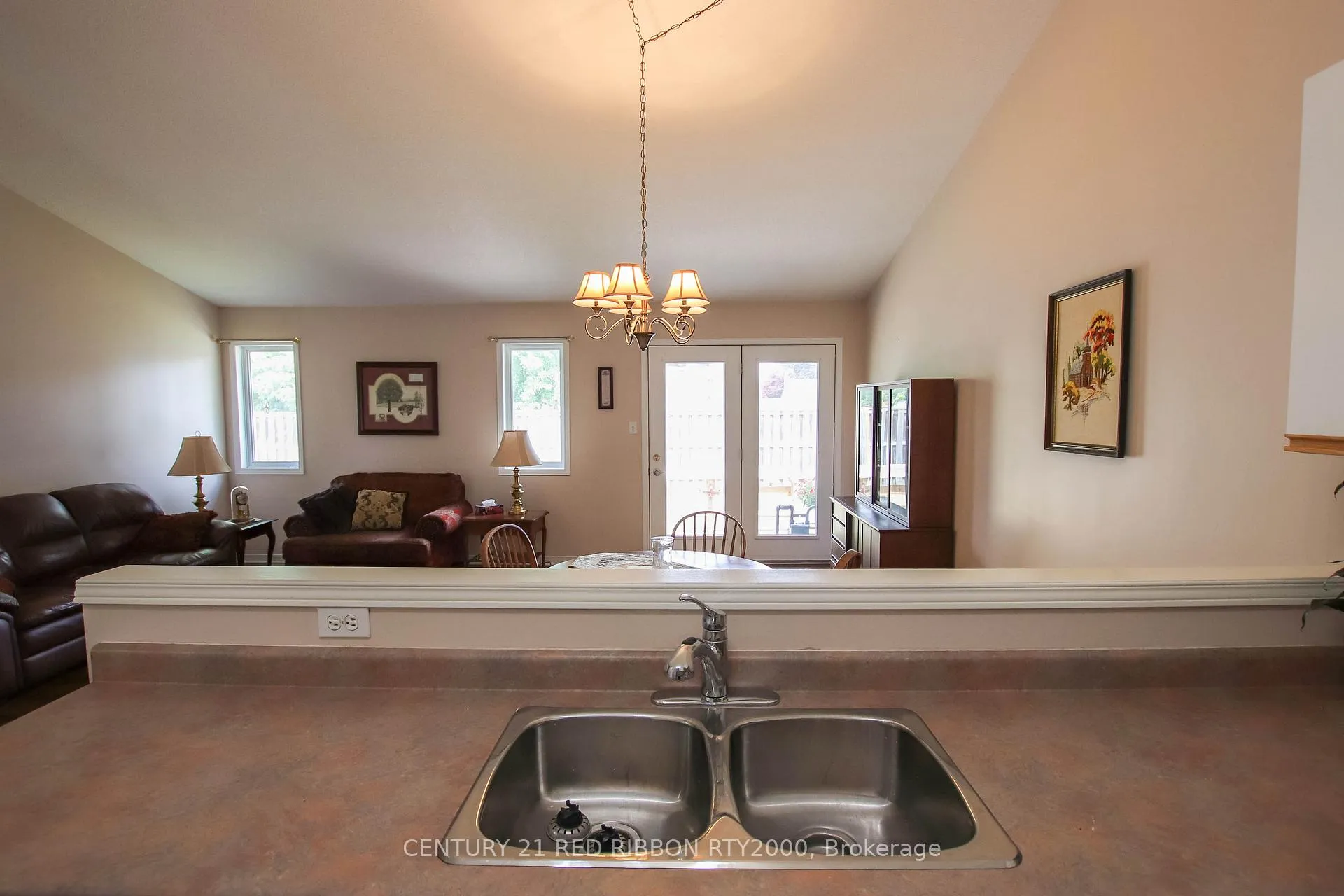 Photo 16 of Unit 17, 375 Scott Street E, Strathroy-Caradoc, SE — HOMEH