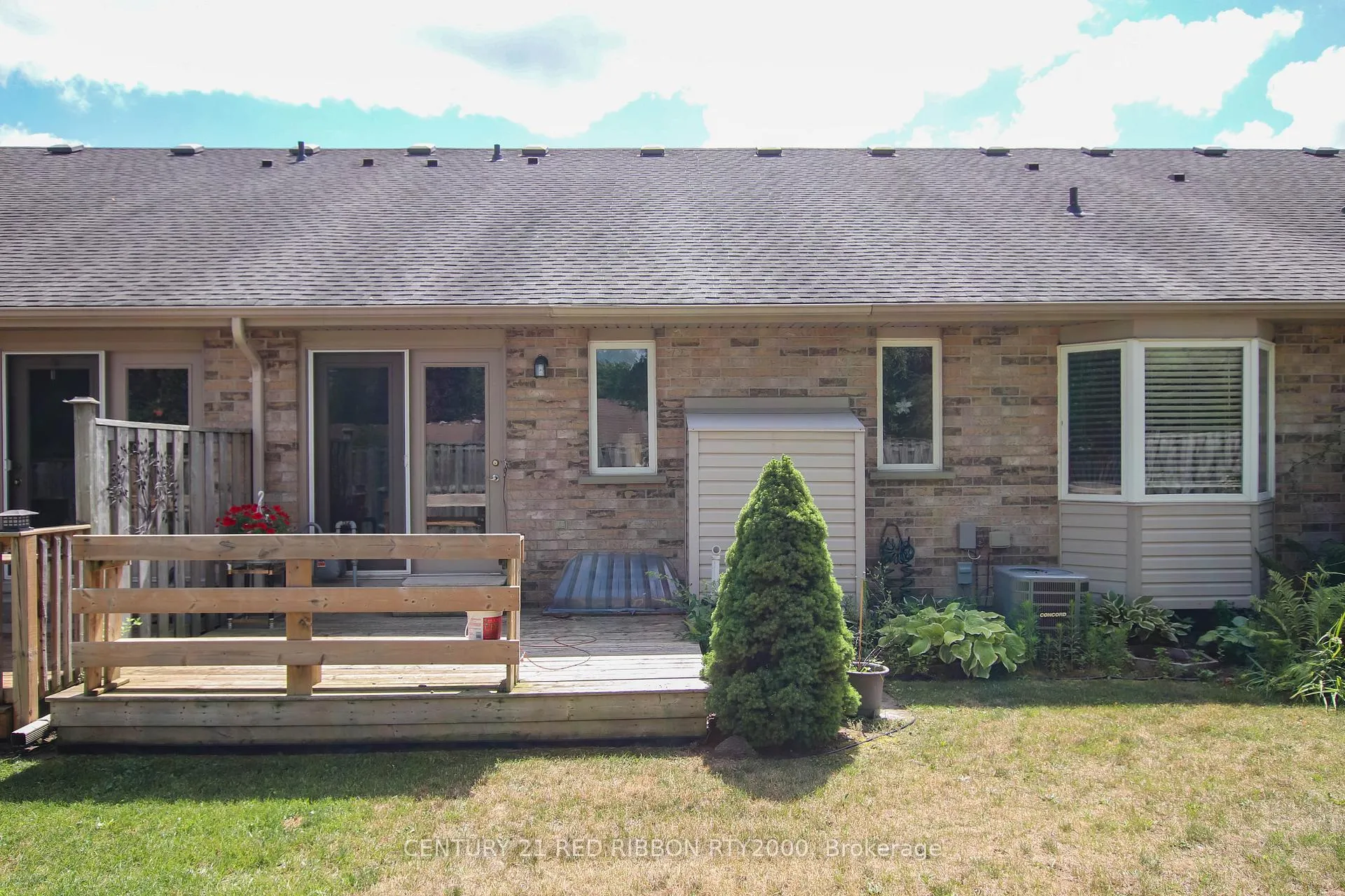Photo 25 of Unit 17, 375 Scott Street E, Strathroy-Caradoc, SE — HOMEH