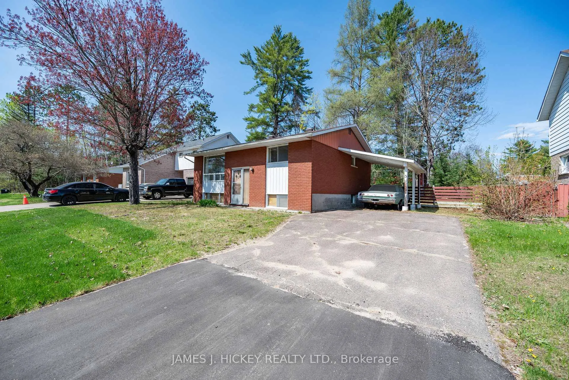 Photo 1 of 5 Hammond Court, Deep River — HOMEH