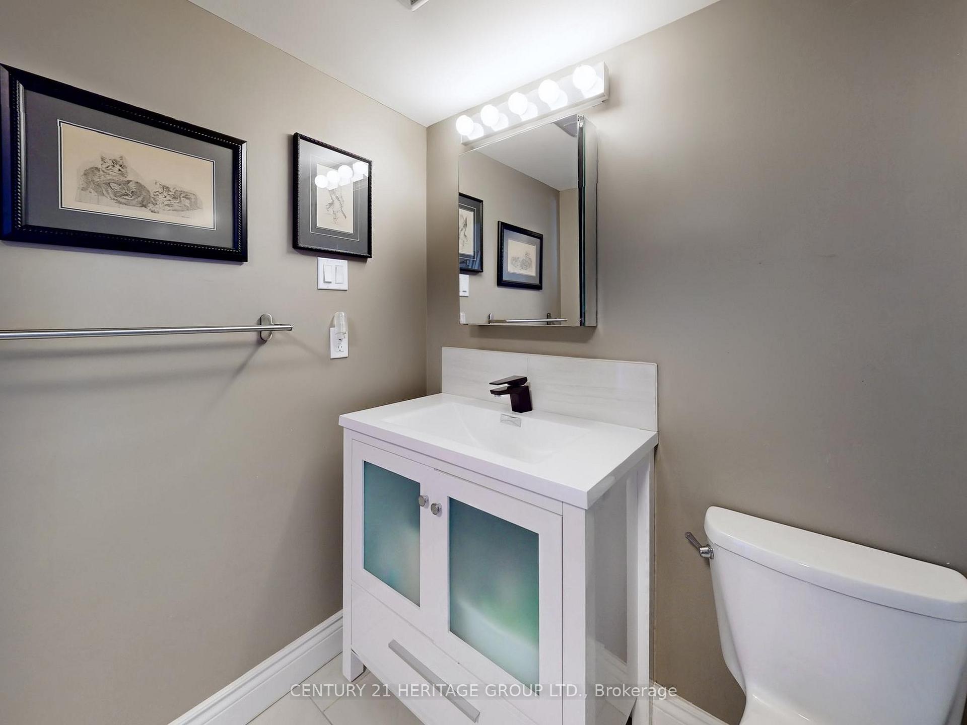 Photo 15 of Unit 1605, 8111 Yonge Street, Markham, Royal Orchard — HOMEH