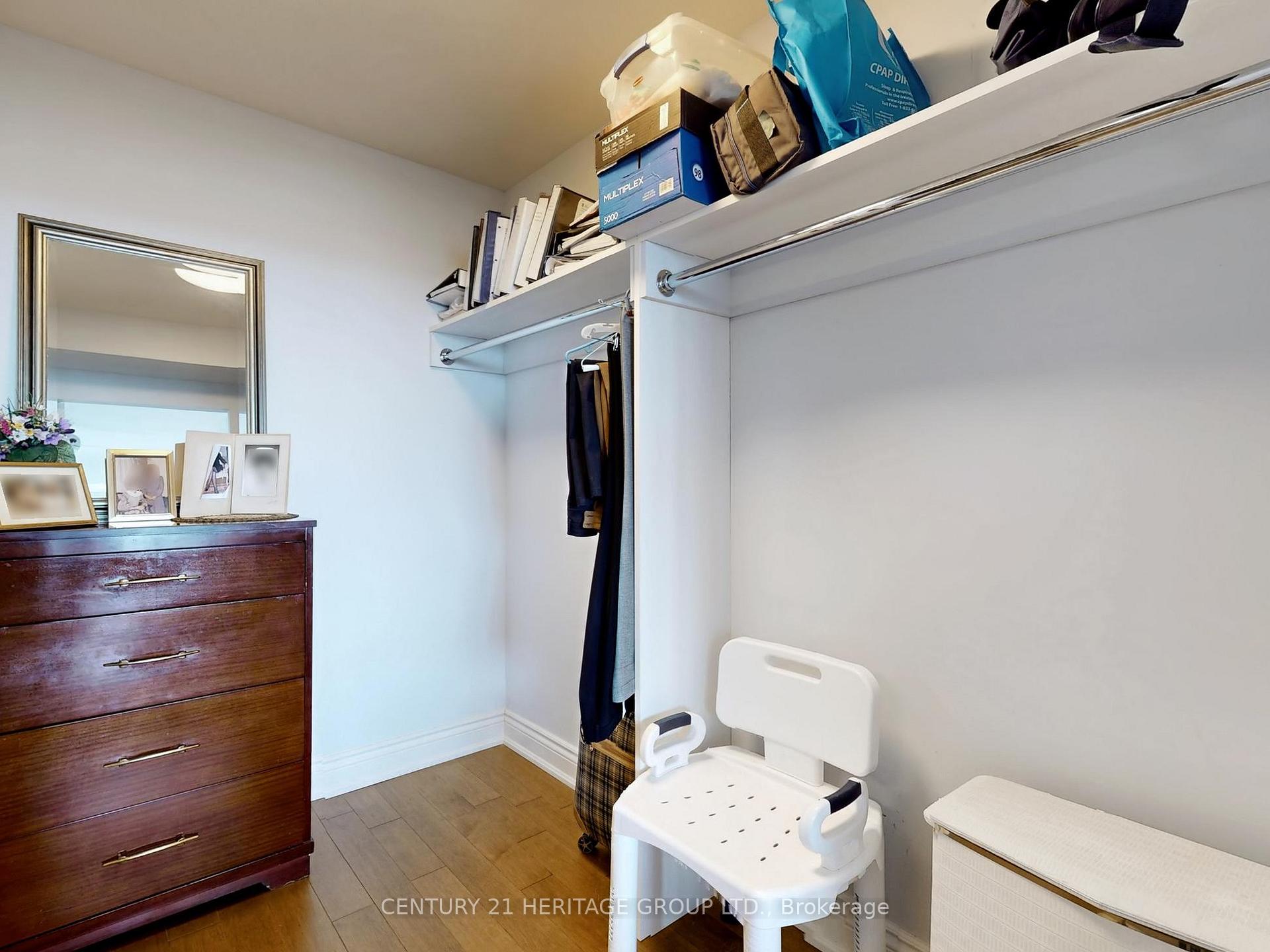 Photo 16 of Unit 1605, 8111 Yonge Street, Markham, Royal Orchard — HOMEH
